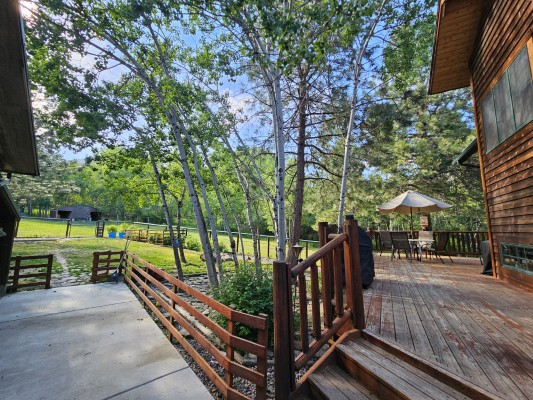 3900 Porcupine Lane