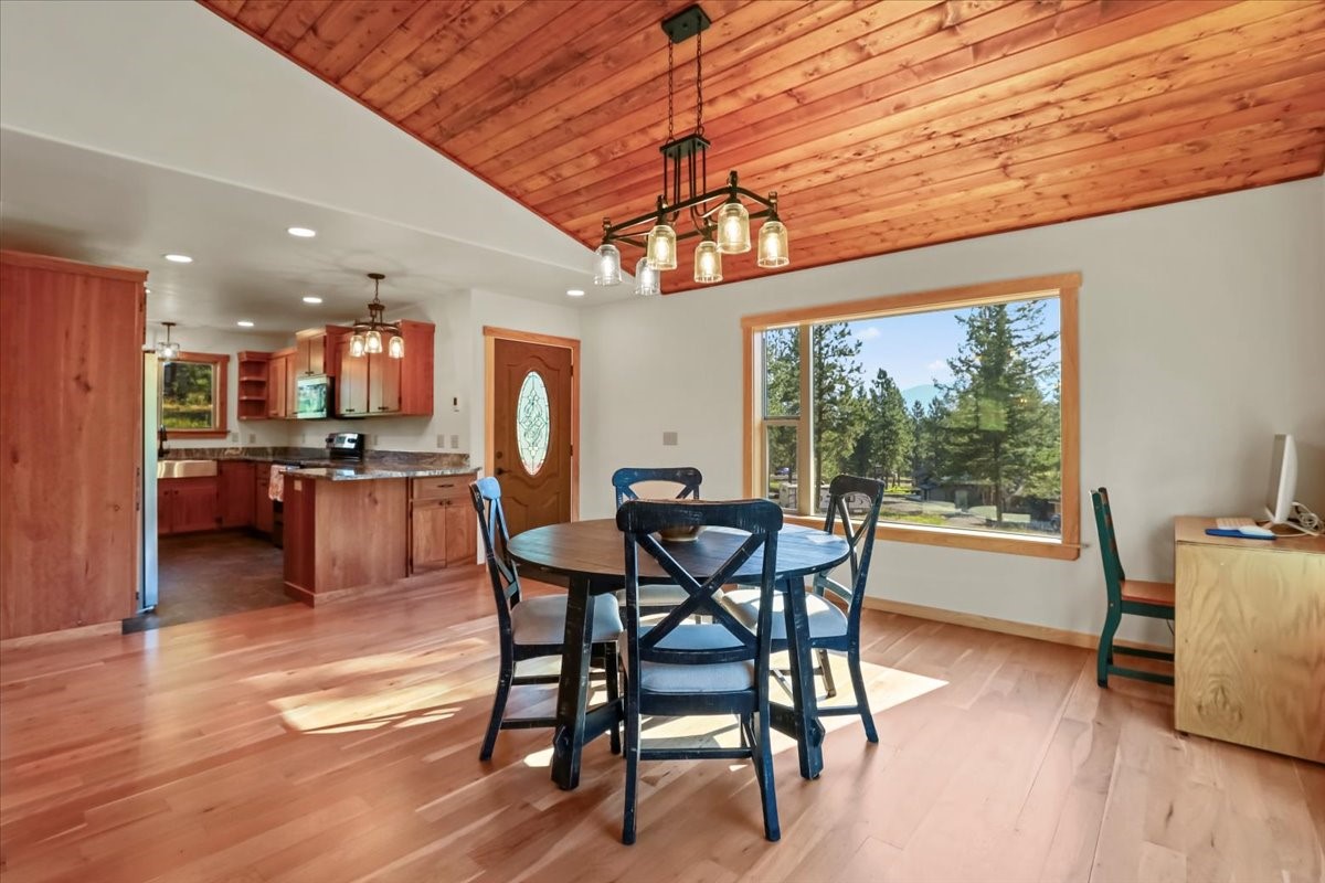 39 Salmon Drive