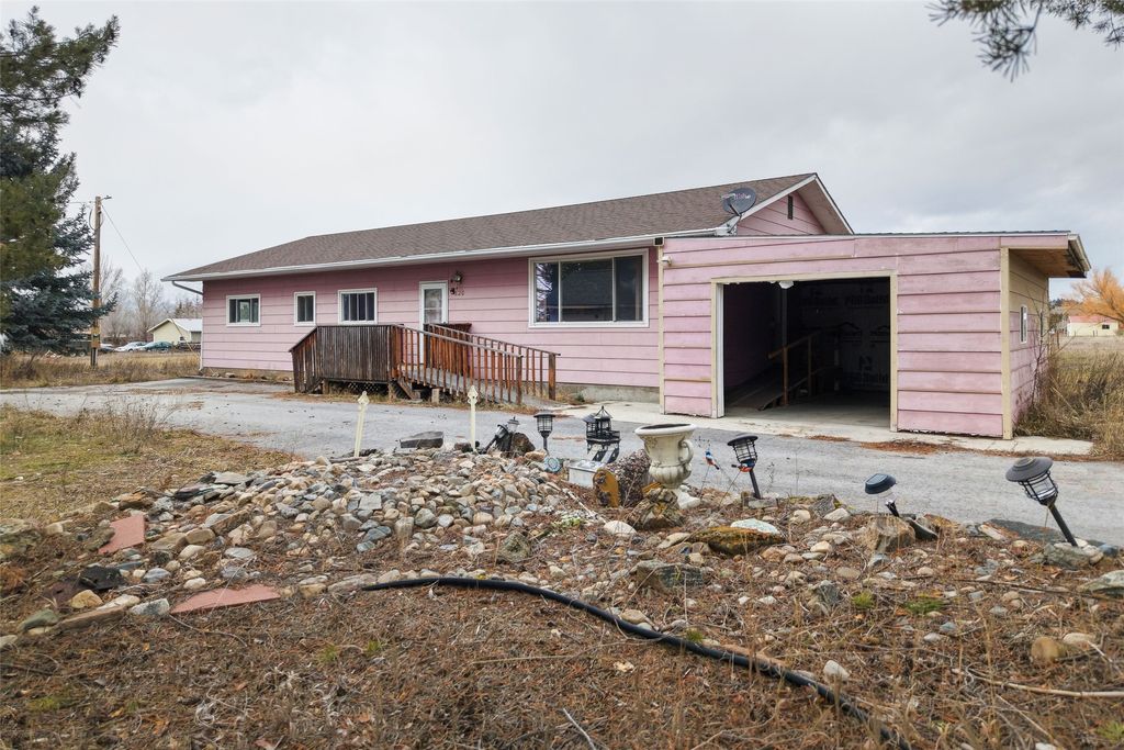 Photo of 620 Ambrose Creek Road, Stevensville, MT 59870 (MLS # 30063931)