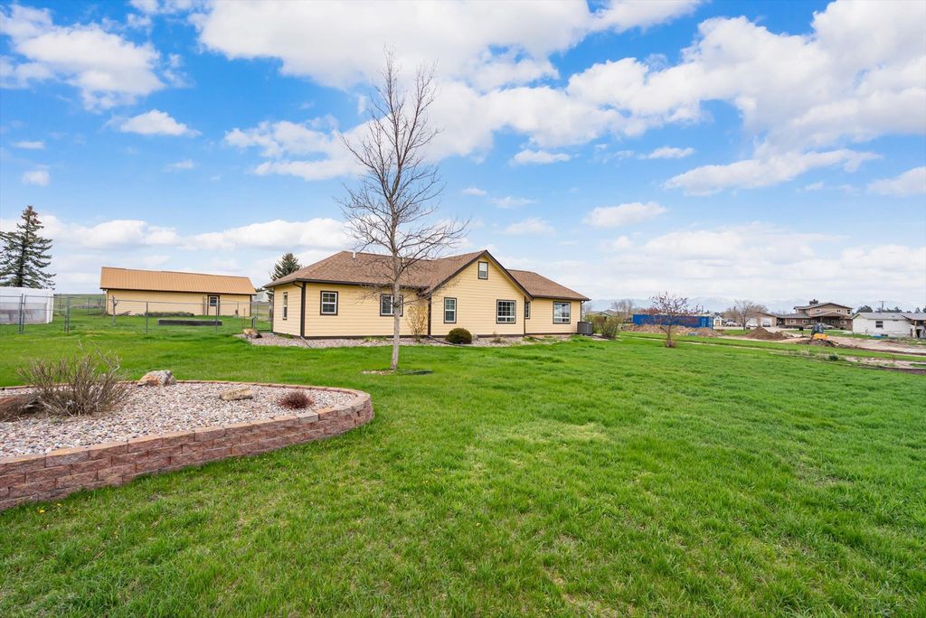 Photo of 2149 US Hwy 2 W, Kalispell, MT 59901 (MLS # 30069135)