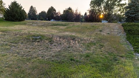 Tiny photo for 6222 Hillview Way, Missoula, MT 59803 (MLS # 30069541)