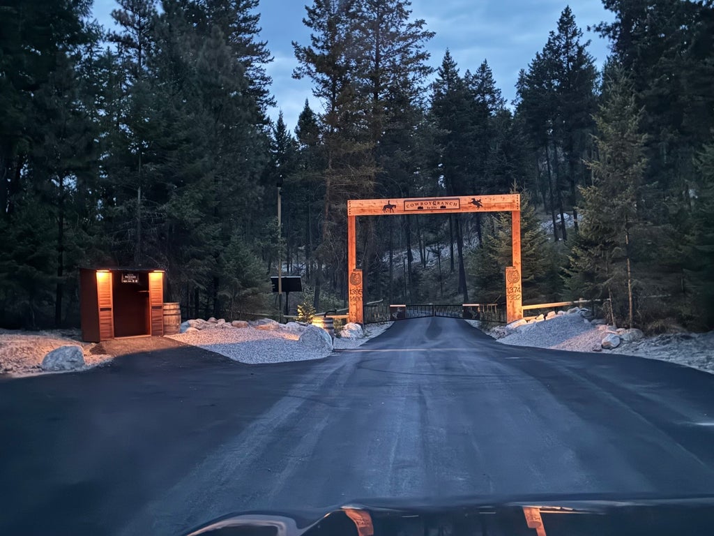 Photo of 1374 Deer Creek Haven Hvn, Somers, MT 59932 (MLS # 30080084)