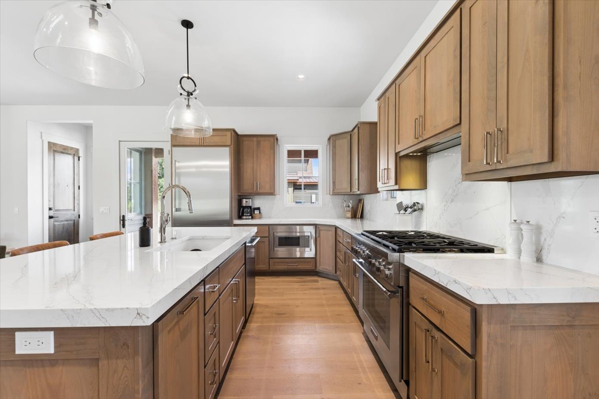 34 Crooked Stick Way