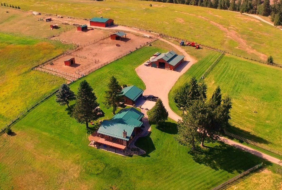 1335 Country Road