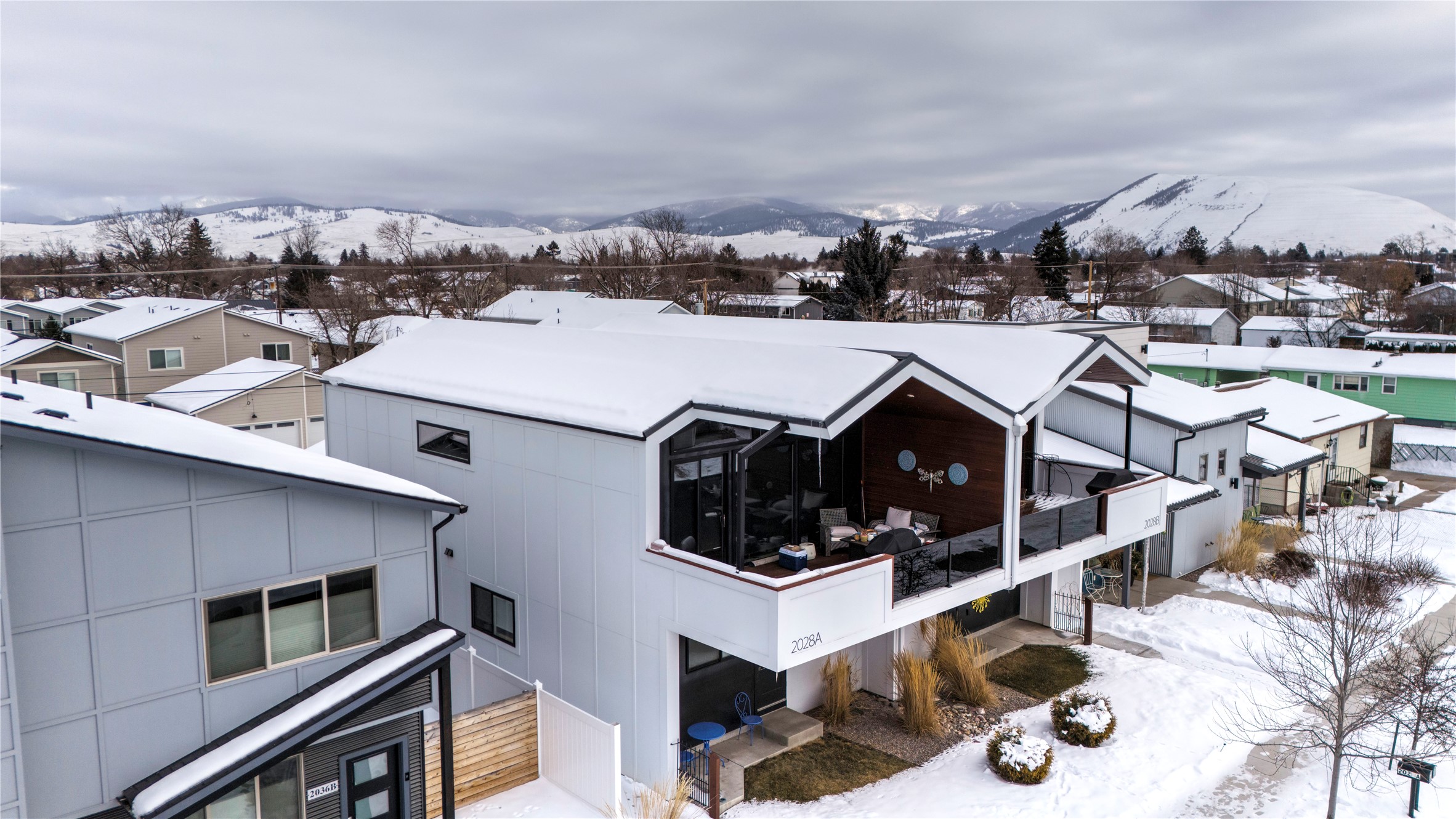 2028 B Burlington Avenue