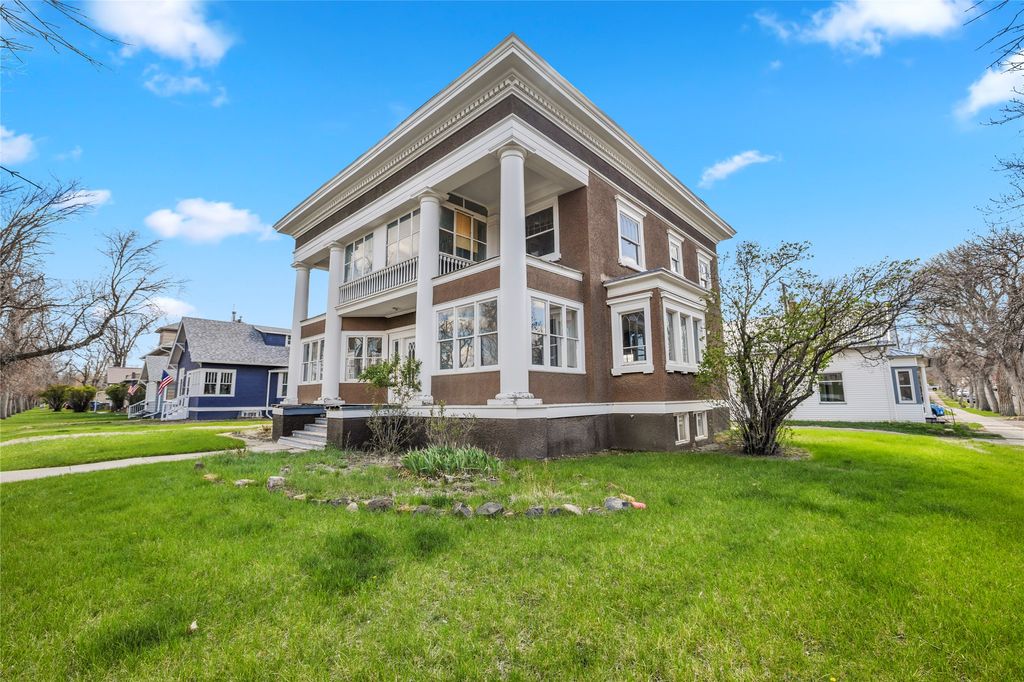 Photo of 606 3rd Avenue, Havre, MT 59501 (MLS # 30070462)