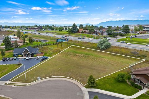 Photo of 111 Westview Park Place, Kalispell, MT 59901 (MLS # 30054815)