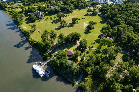 Homes For Sale - 121 Calais Pointe<br/> Charleston, SC 29492
