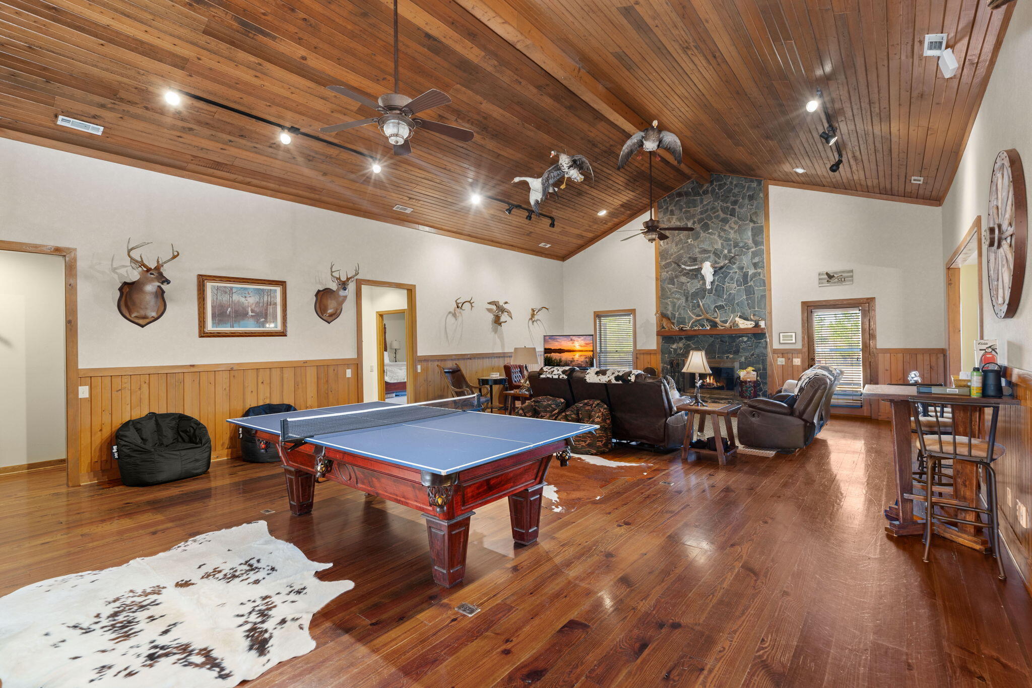 732 Lindhaven Drive, Pineville, South Carolina image 13