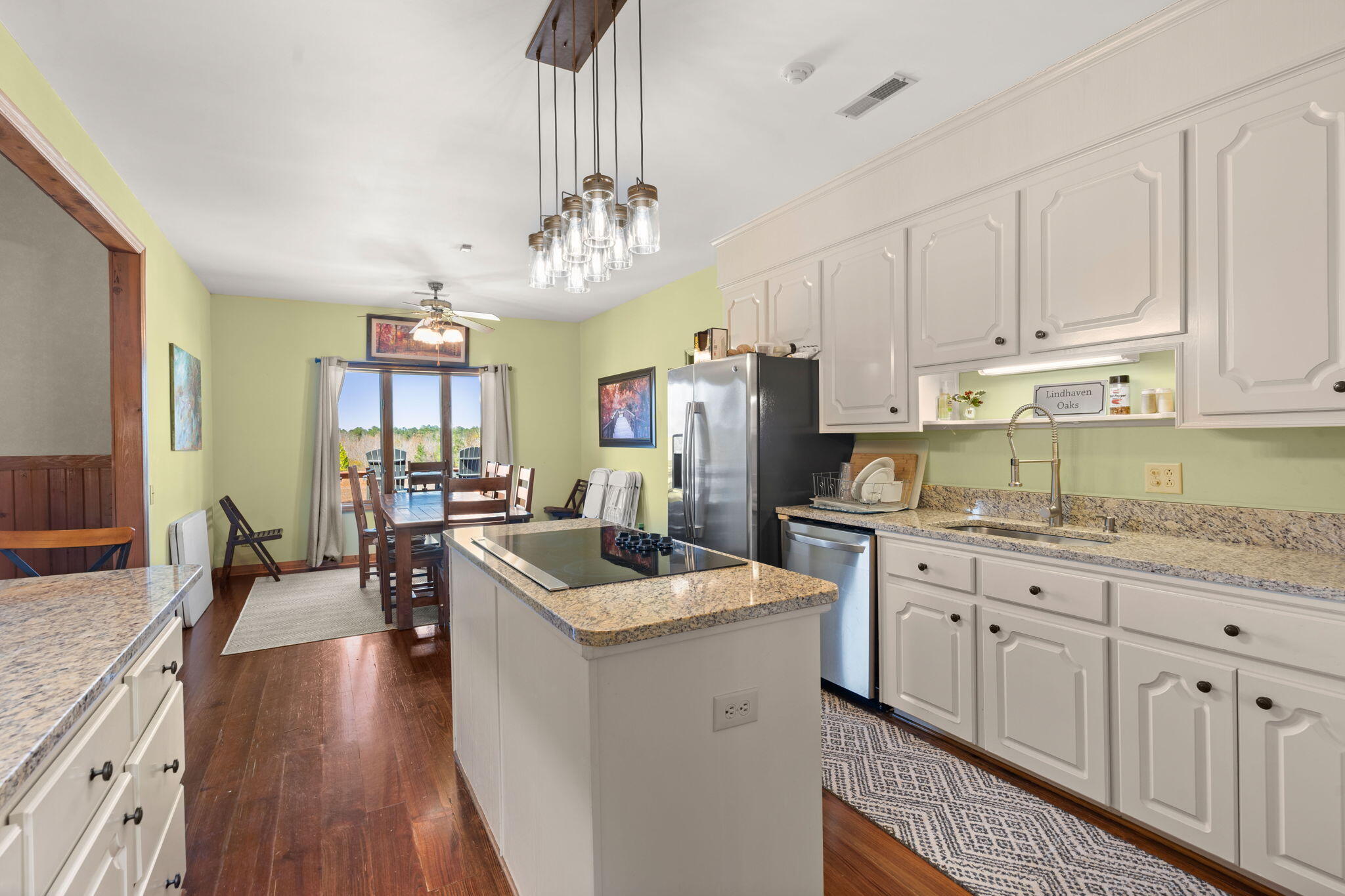 732 Lindhaven Drive, Pineville, South Carolina image 21