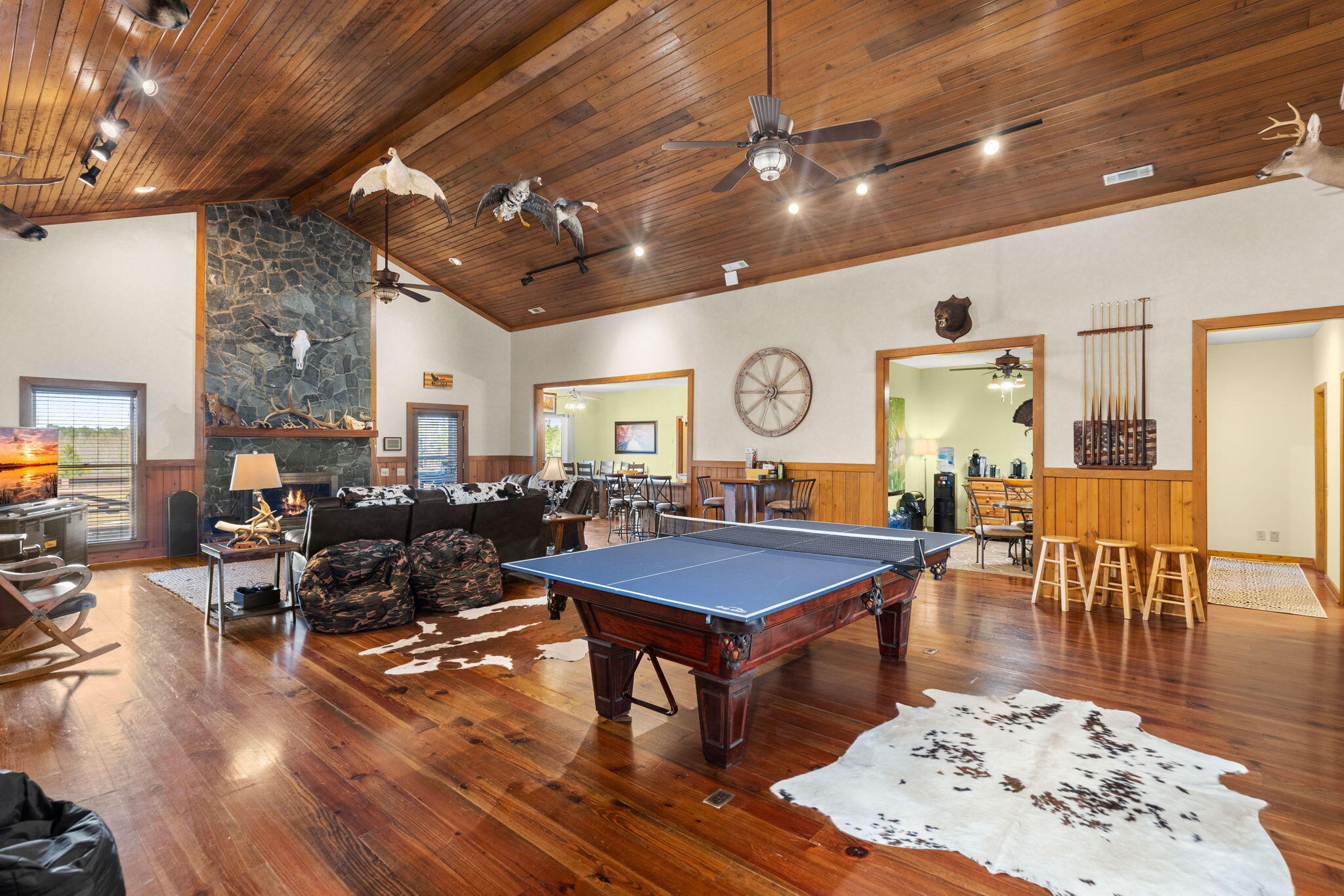732 Lindhaven Drive, Pineville, South Carolina image 15