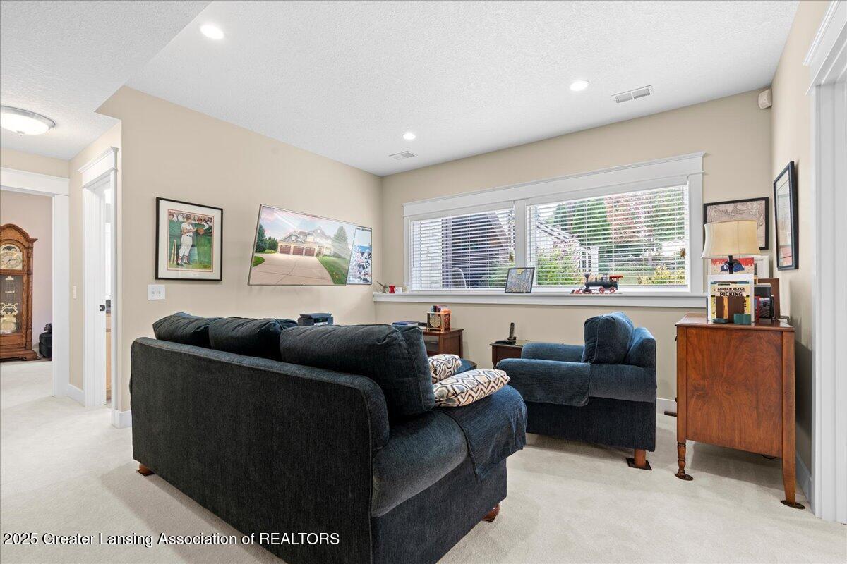 Dewitt, Michigan 48820, United States, 6 Bedrooms Bedrooms, ,4 BathroomsBathrooms,Residential,Active,197020