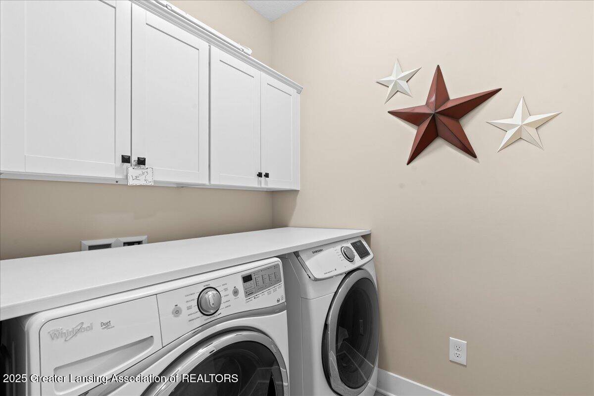 Dewitt, Michigan 48820, United States, 6 Bedrooms Bedrooms, ,4 BathroomsBathrooms,Residential,Active,197020