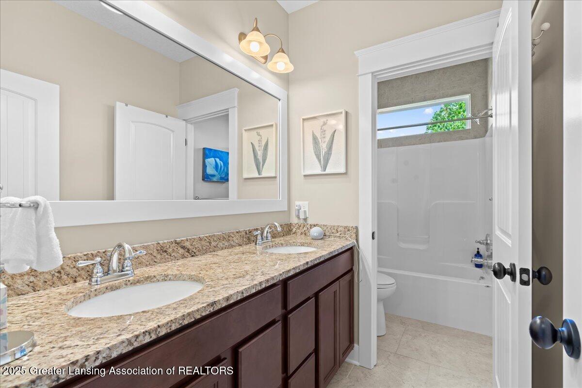 Dewitt, Michigan 48820, United States, 6 Bedrooms Bedrooms, ,4 BathroomsBathrooms,Residential,Active,197020