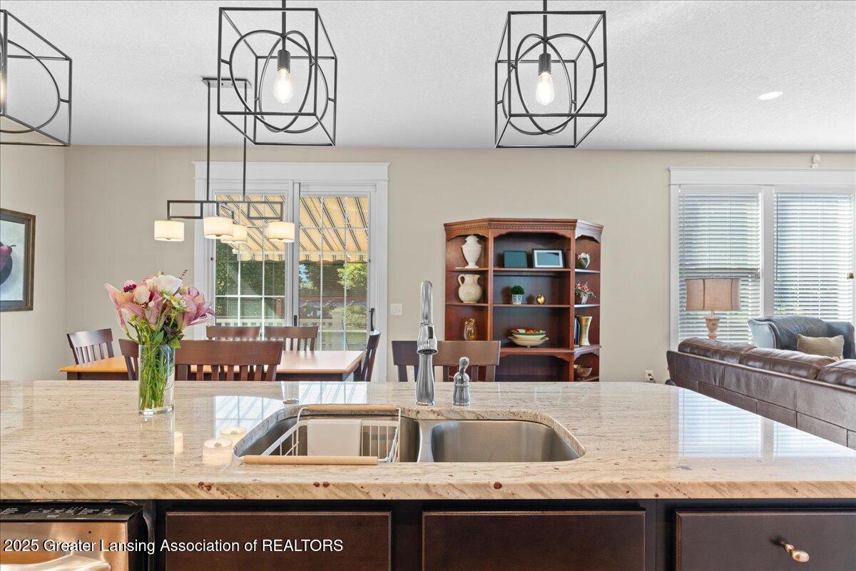 Dewitt, Michigan 48820, United States, 6 Bedrooms Bedrooms, ,4 BathroomsBathrooms,Residential,Active,197020