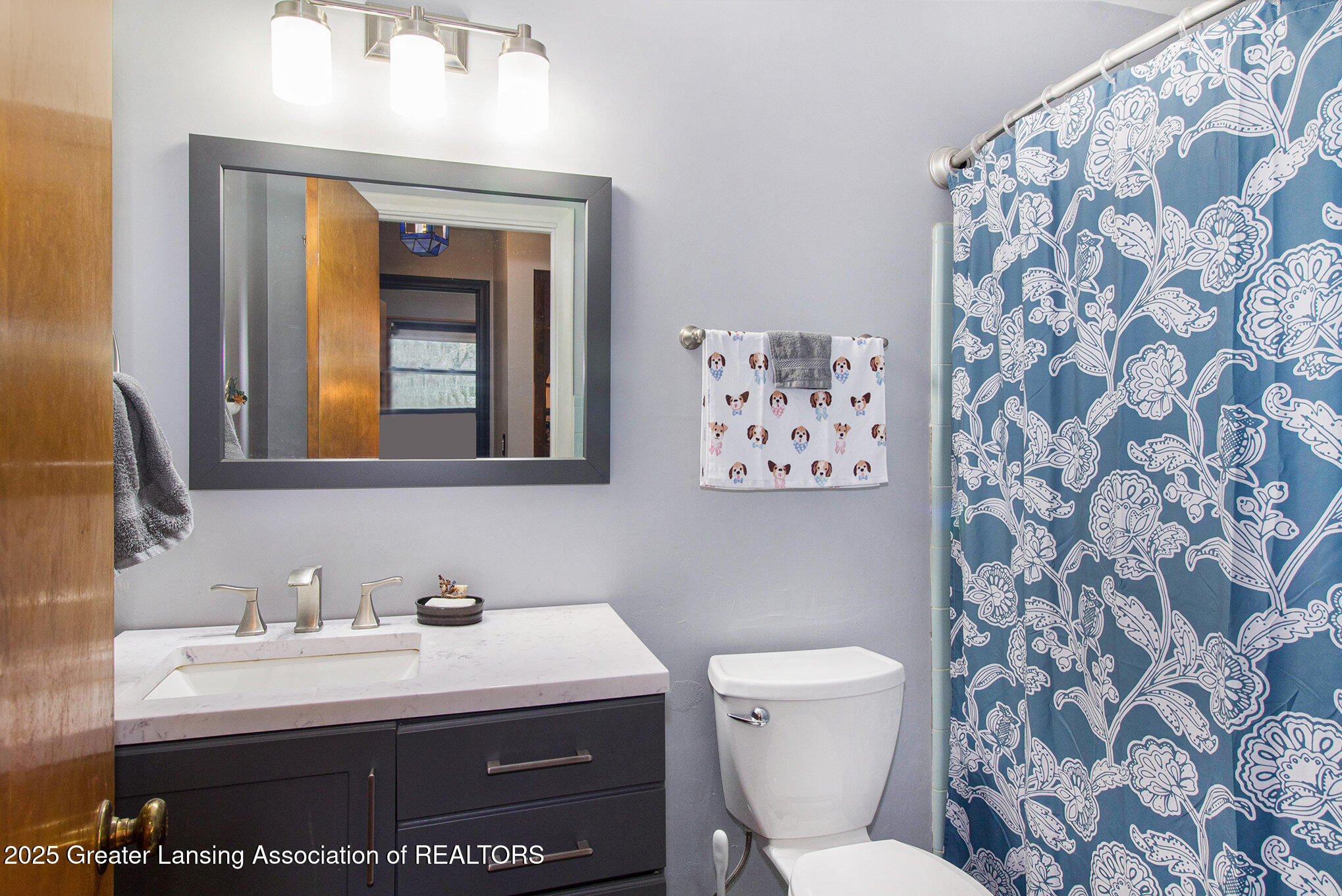 Okemos, Michigan 48864, United States, 3 Bedrooms Bedrooms, ,3 BathroomsBathrooms,Residential,Pending,113152