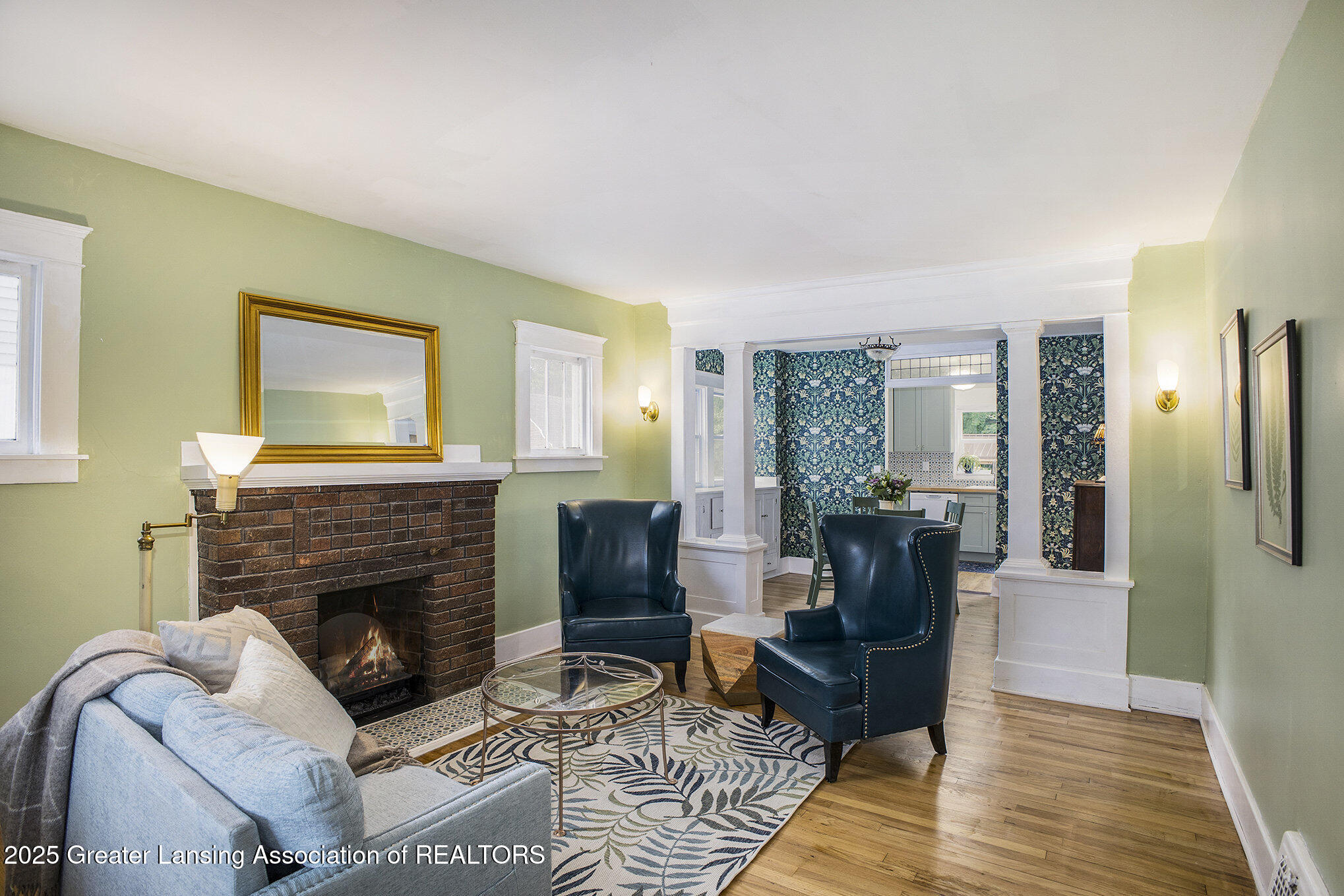 Lansing, Michigan 48915, United States, 2 Bedrooms Bedrooms, ,1 BathroomBathrooms,Residential,Pending,149349