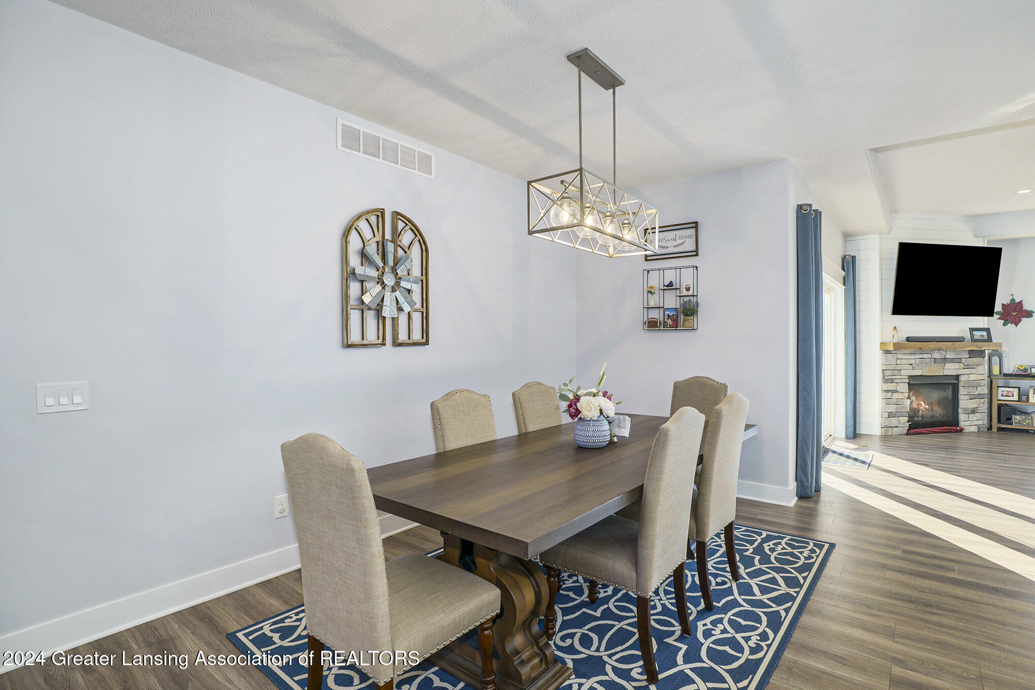 Bath, Michigan 48808, United States, 5 Bedrooms Bedrooms, ,4 BathroomsBathrooms,Residential,Active,21922