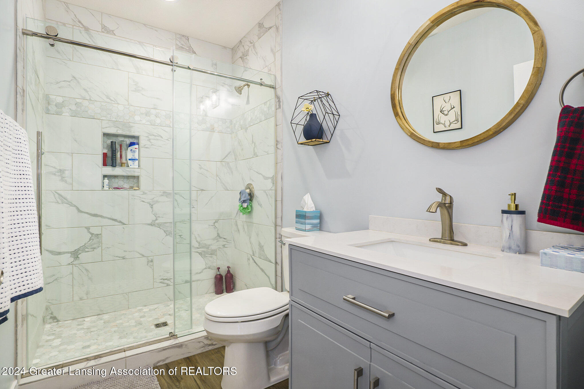 Bath, Michigan 48808, United States, 5 Bedrooms Bedrooms, ,4 BathroomsBathrooms,Residential,Active,21922