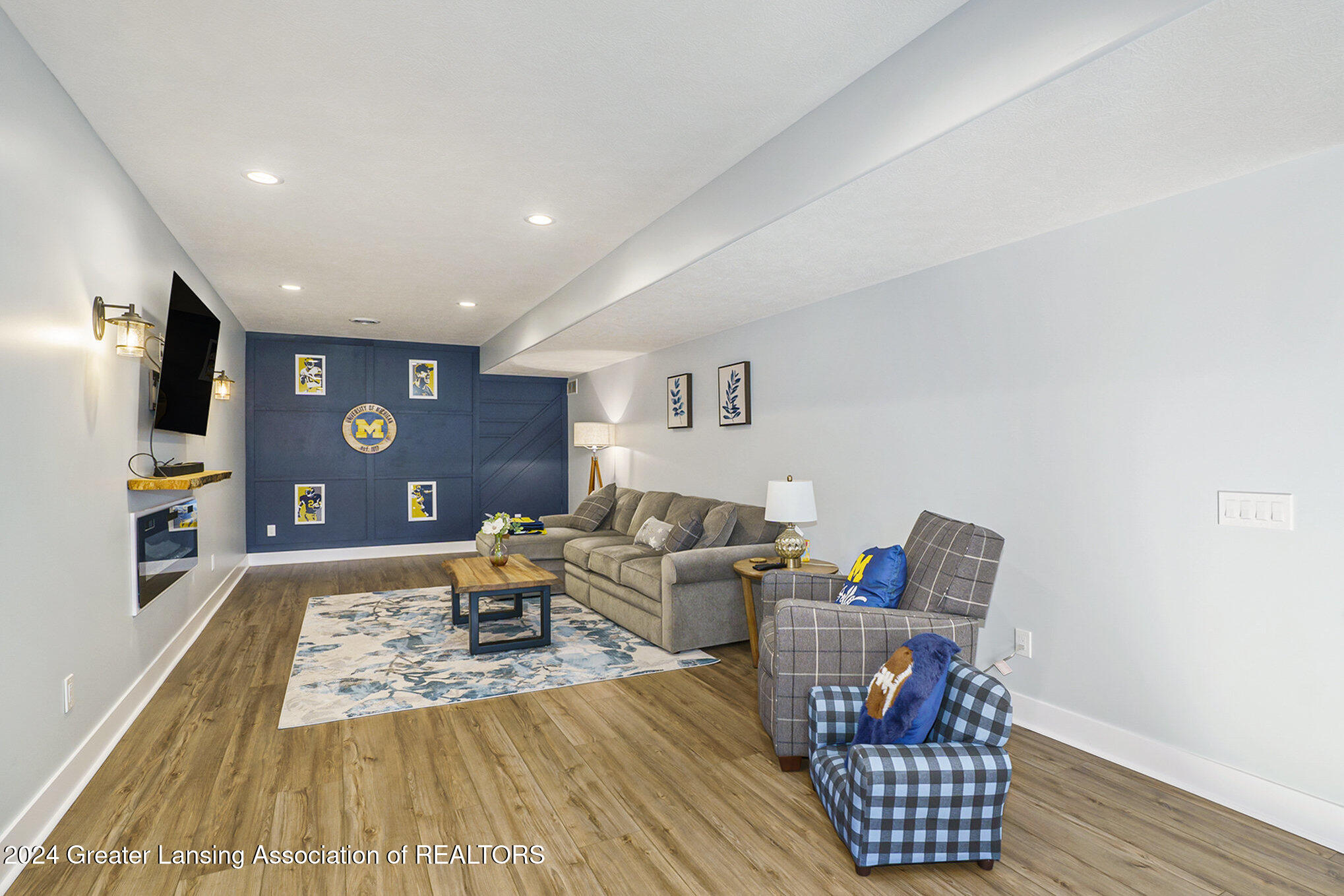 Bath, Michigan 48808, United States, 5 Bedrooms Bedrooms, ,4 BathroomsBathrooms,Residential,Active,21922