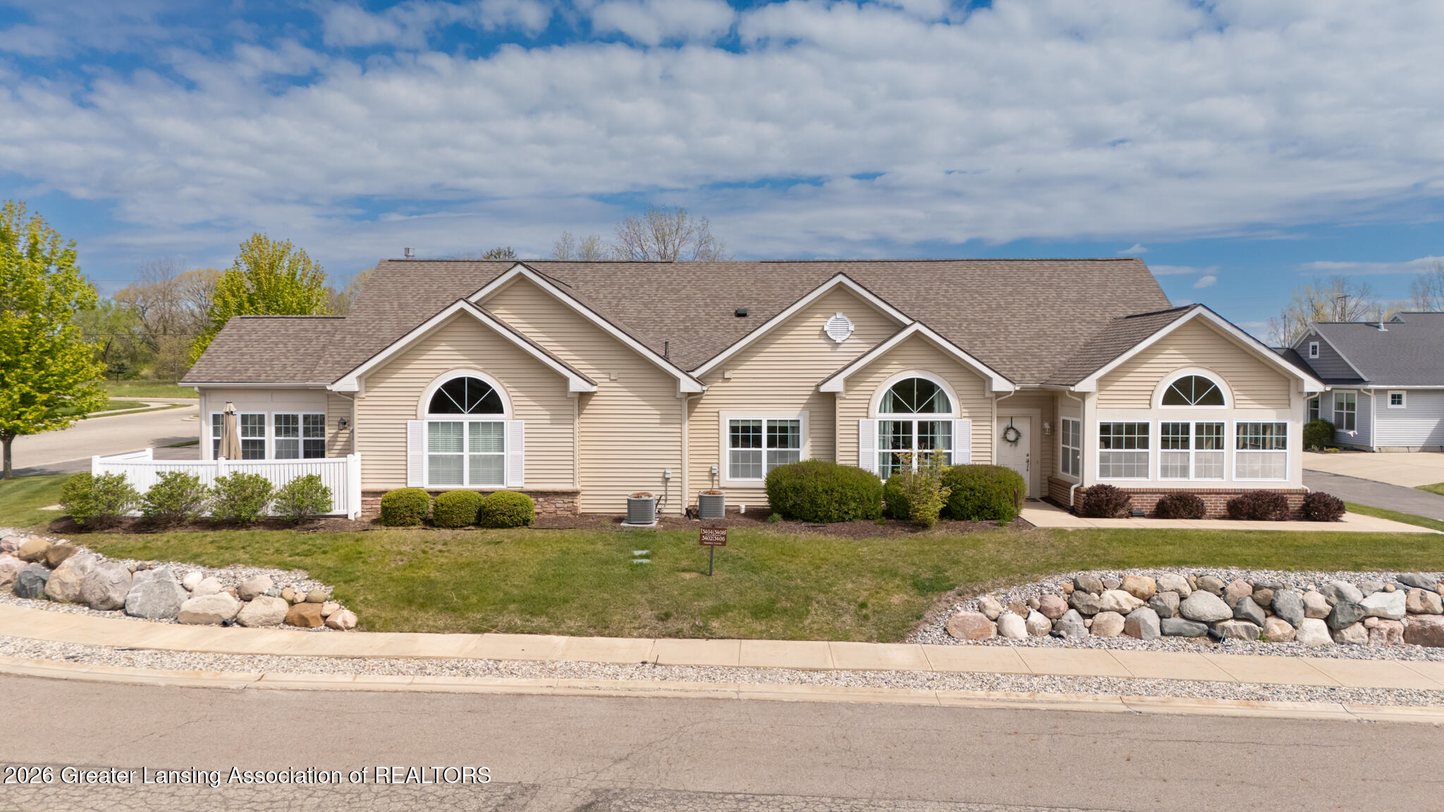 3406 Hamlet Circle - Photo 2