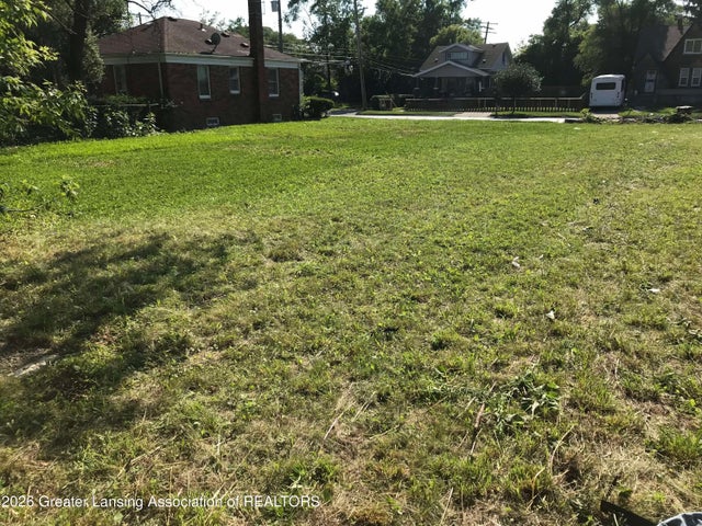 18042 Goulburn Avenue