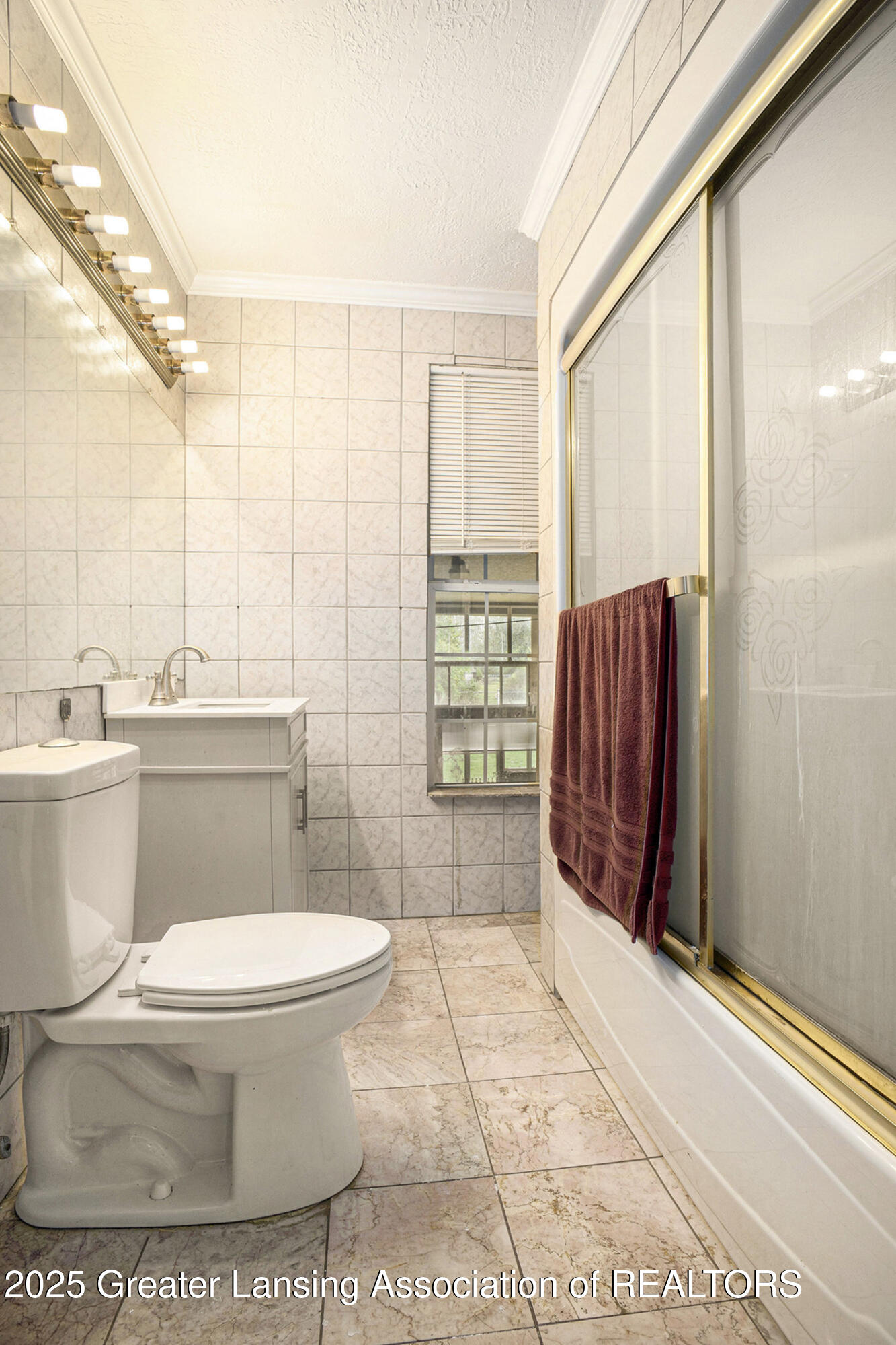 Lansing, Michigan 48911, United States, 5 Bedrooms Bedrooms, ,3 BathroomsBathrooms,Residential,Active,217351