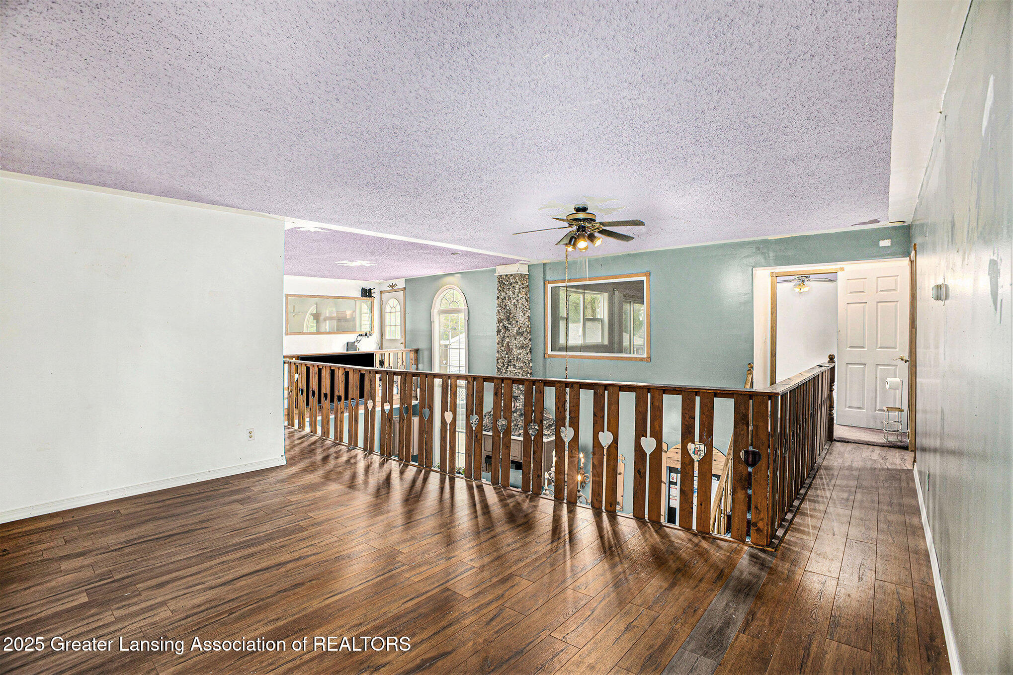 Lansing, Michigan 48911, United States, 5 Bedrooms Bedrooms, ,3 BathroomsBathrooms,Residential,Active,217351