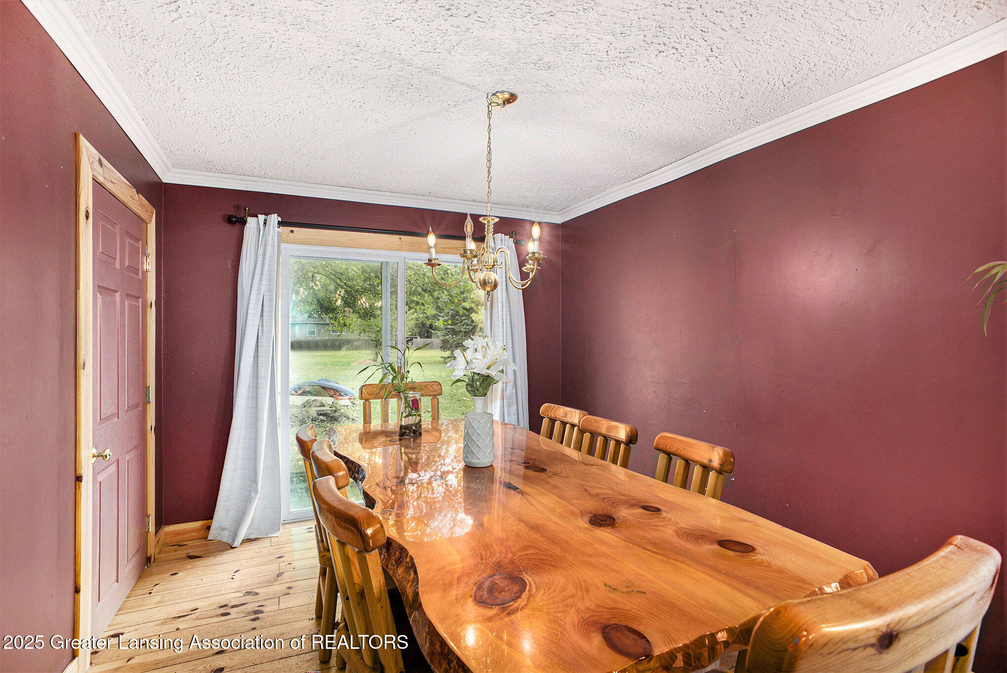 Lansing, Michigan 48911, United States, 5 Bedrooms Bedrooms, ,3 BathroomsBathrooms,Residential,Active,217351