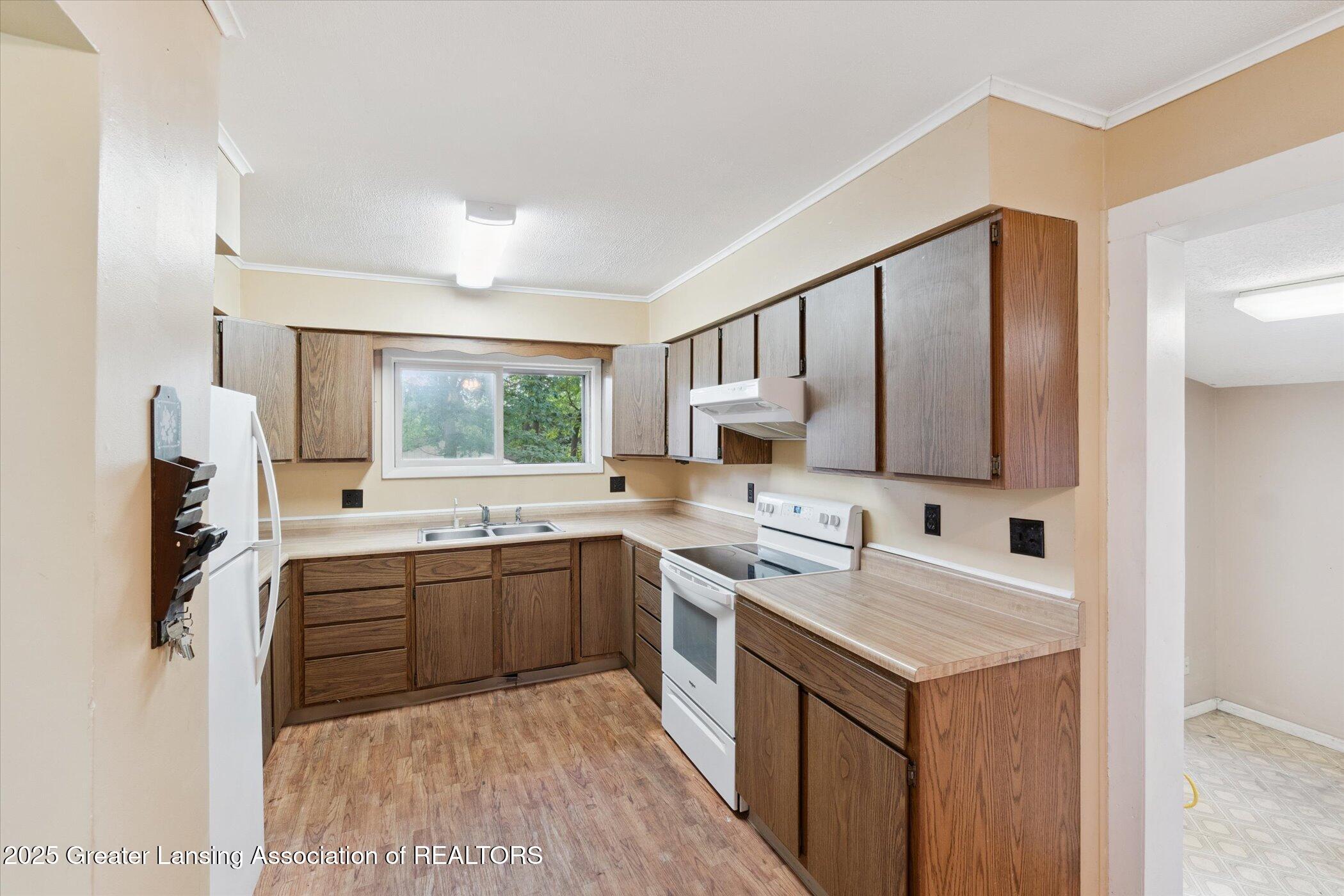 Ionia, Michigan 48846, United States, 2 Bedrooms Bedrooms, ,1 BathroomBathrooms,Residential,Pending,198961