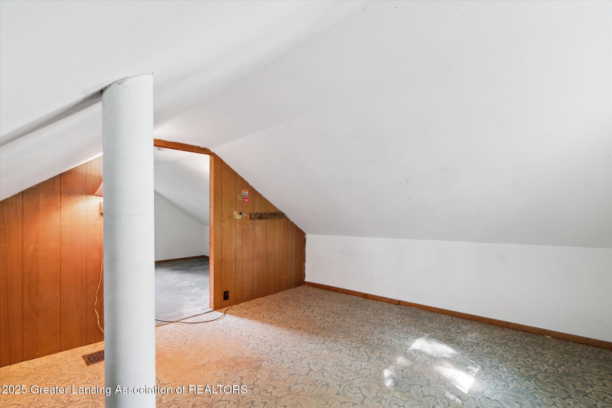 Ionia, Michigan 48846, United States, 2 Bedrooms Bedrooms, ,1 BathroomBathrooms,Residential,Pending,198961