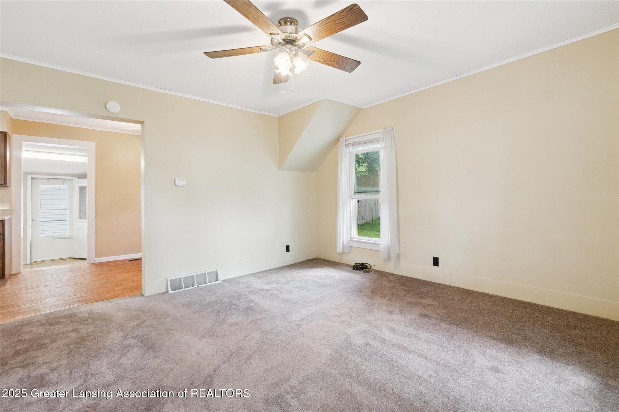 Ionia, Michigan 48846, United States, 2 Bedrooms Bedrooms, ,1 BathroomBathrooms,Residential,Pending,198961