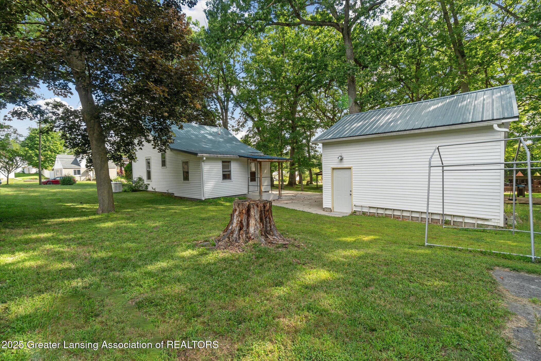 Ionia, Michigan 48846, United States, 2 Bedrooms Bedrooms, ,1 BathroomBathrooms,Residential,Pending,198961