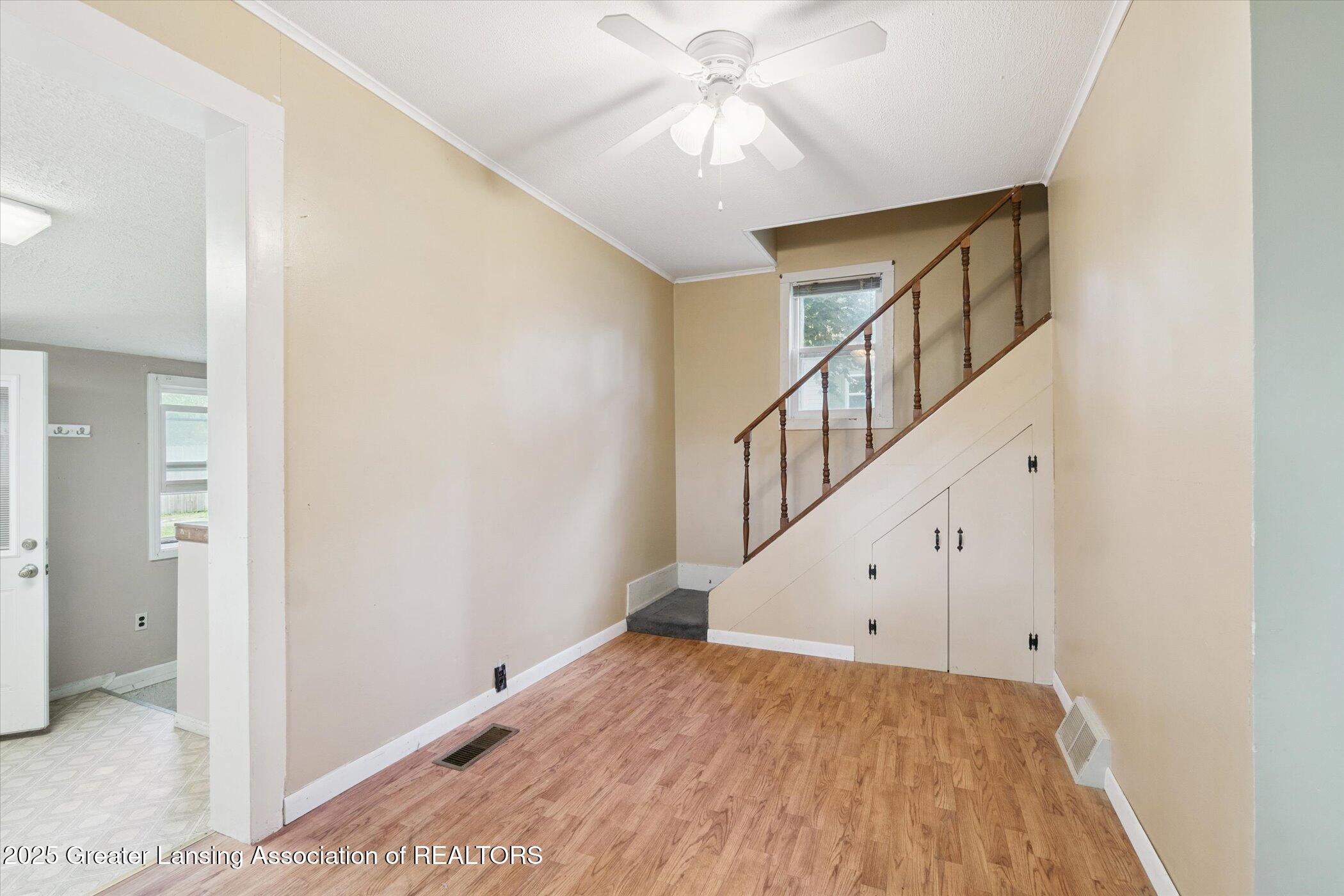 Ionia, Michigan 48846, United States, 2 Bedrooms Bedrooms, ,1 BathroomBathrooms,Residential,Pending,198961