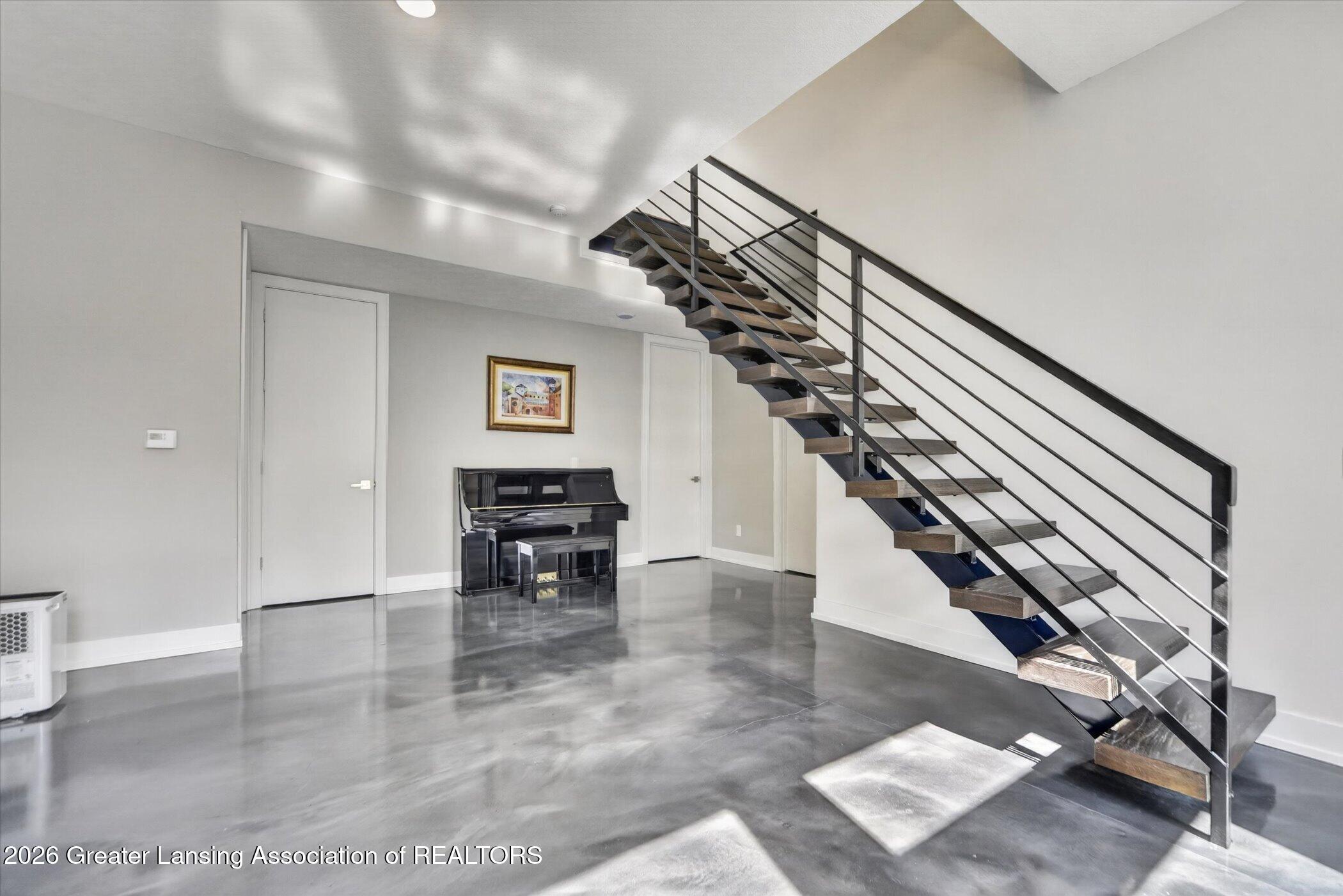 Okemos, Michigan, 48864, United States, 5 Bedrooms Bedrooms, ,5 BathroomsBathrooms,Residential,Active,2041625
