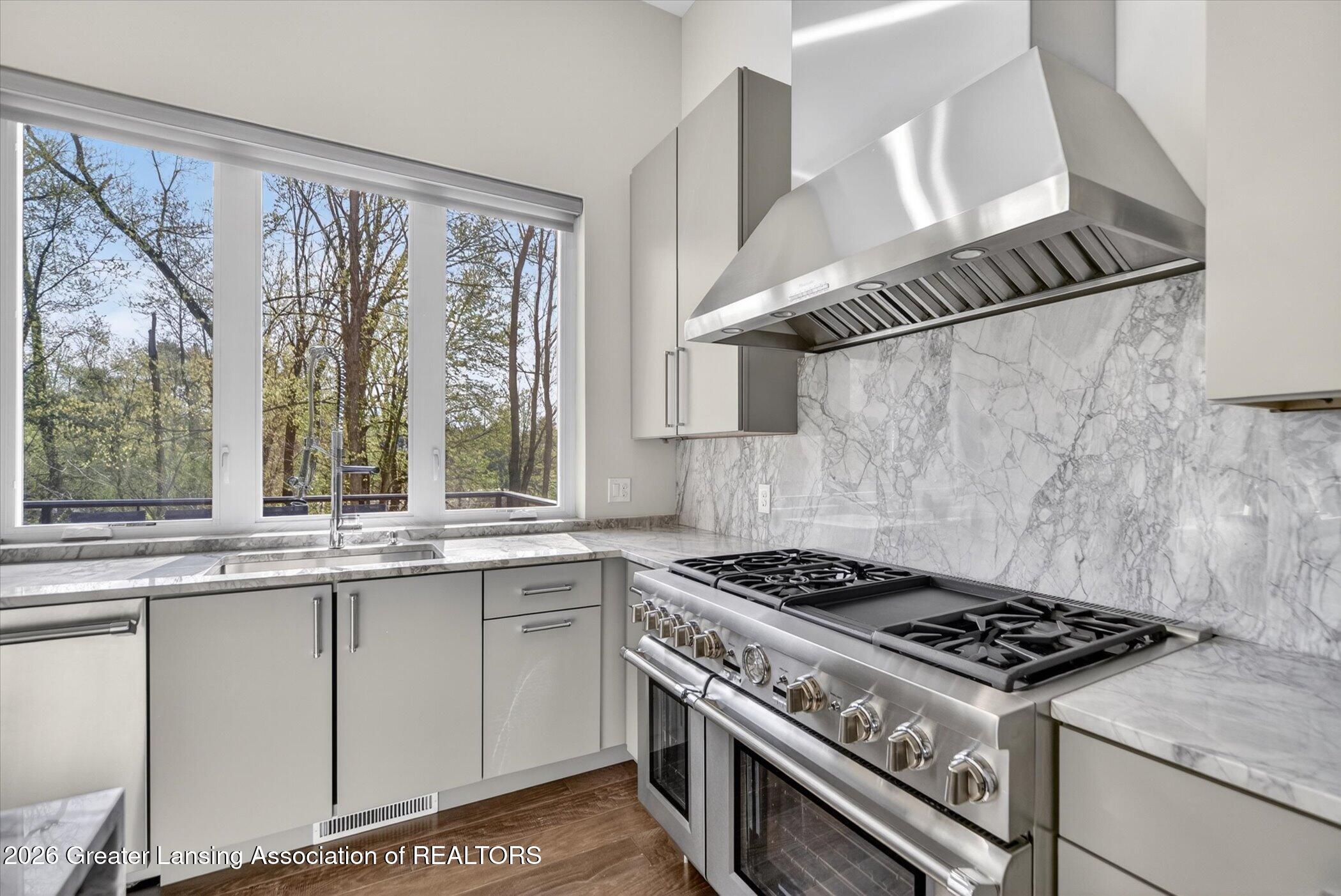 Okemos, Michigan, 48864, United States, 5 Bedrooms Bedrooms, ,5 BathroomsBathrooms,Residential,Active,2041625