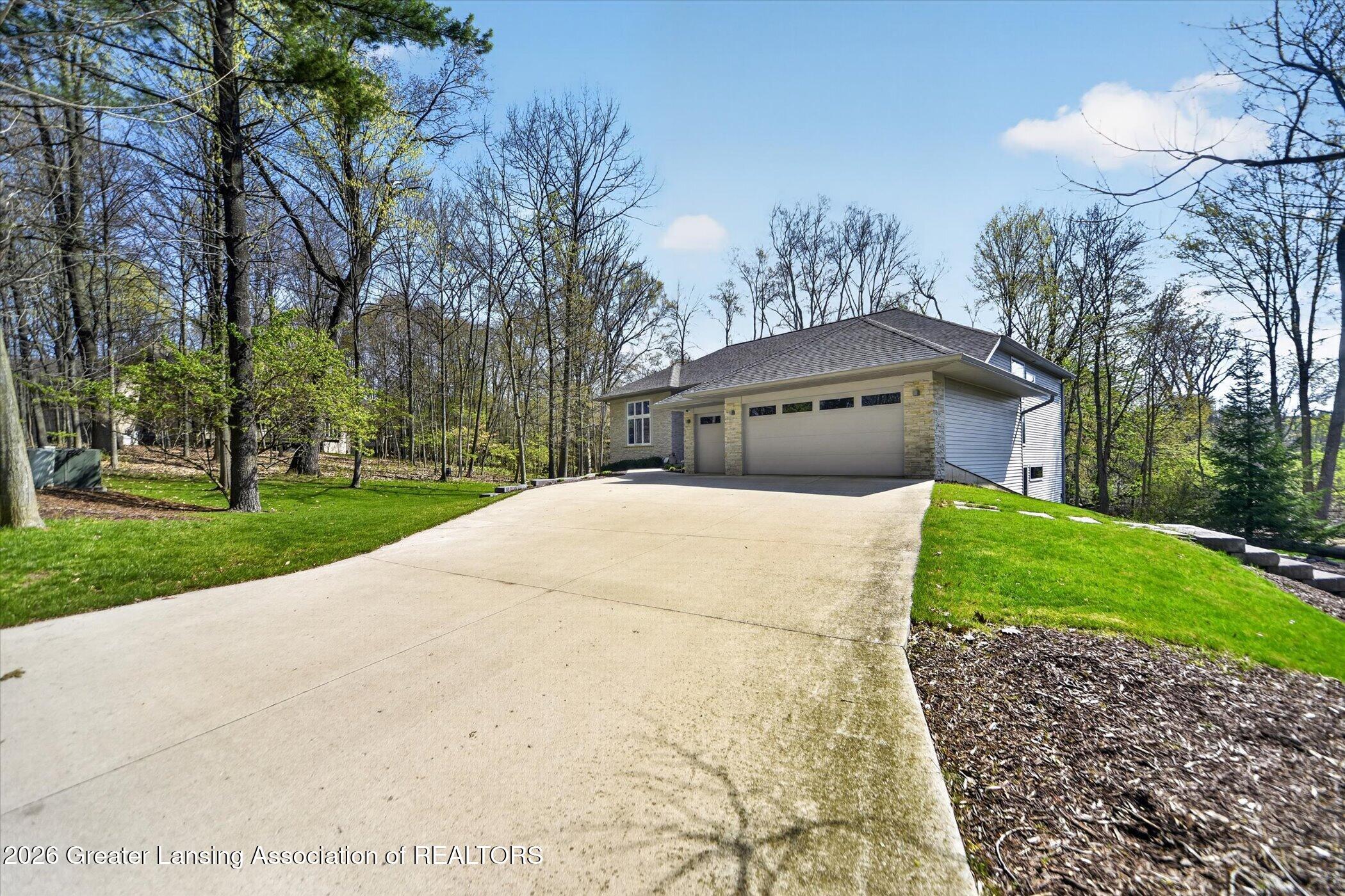 Okemos, Michigan, 48864, United States, 5 Bedrooms Bedrooms, ,5 BathroomsBathrooms,Residential,Active,2041625