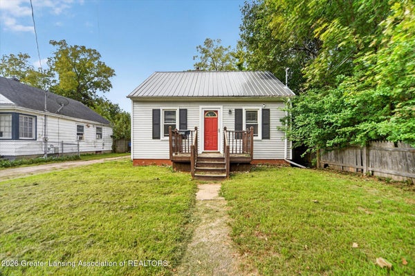 925 HOLTEN ST, LANSING, MI 48915 - Image 2e07cd0105aed4b70cc4e863b4c50217/3561897562