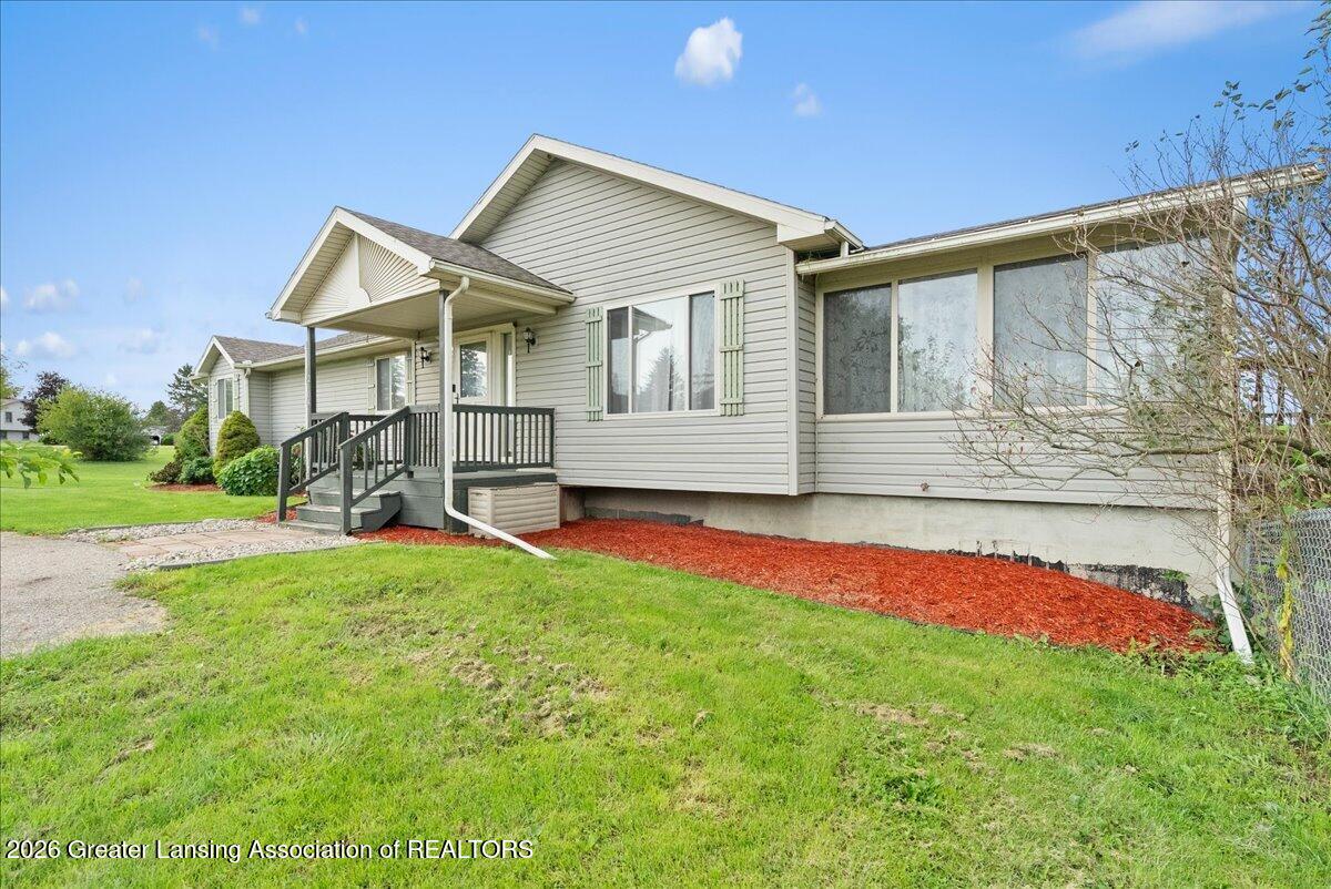 2104 Maurer Road - Photo 3