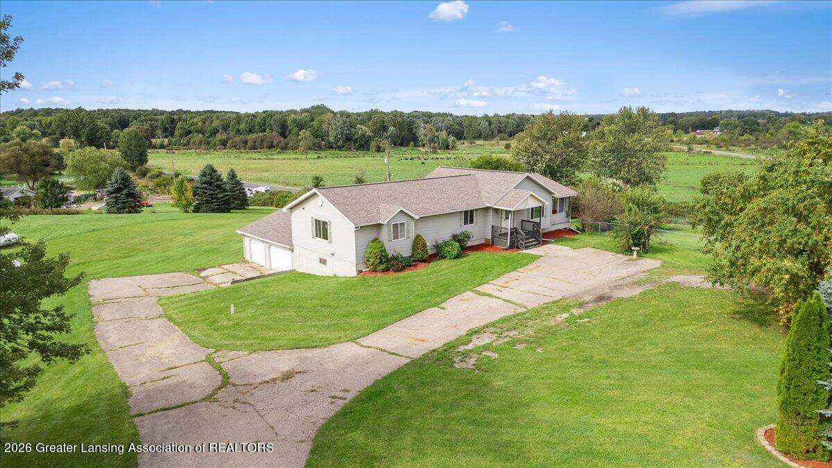 2104 Maurer Road - Photo 4