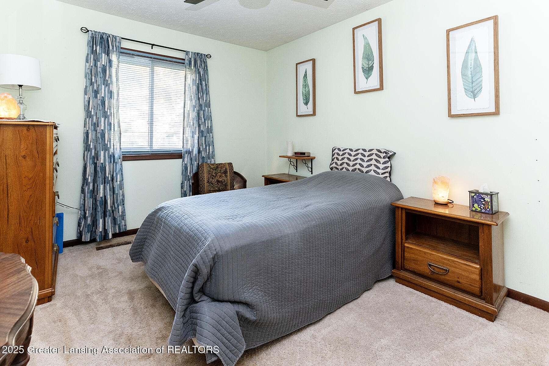 Holt, Michigan 48842, United States, 3 Bedrooms Bedrooms, ,2 BathroomsBathrooms,Residential,Active,238161