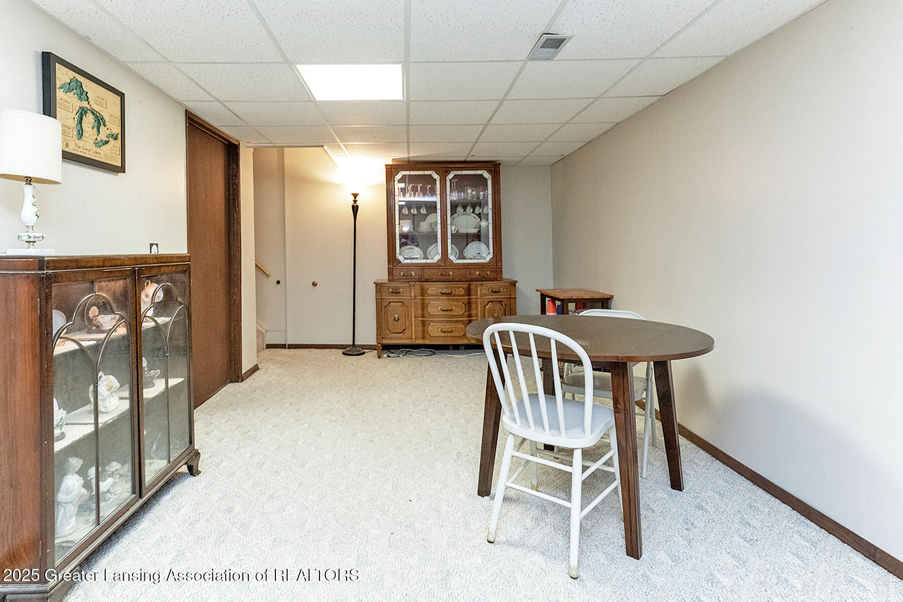 Holt, Michigan 48842, United States, 3 Bedrooms Bedrooms, ,2 BathroomsBathrooms,Residential,Active,238161