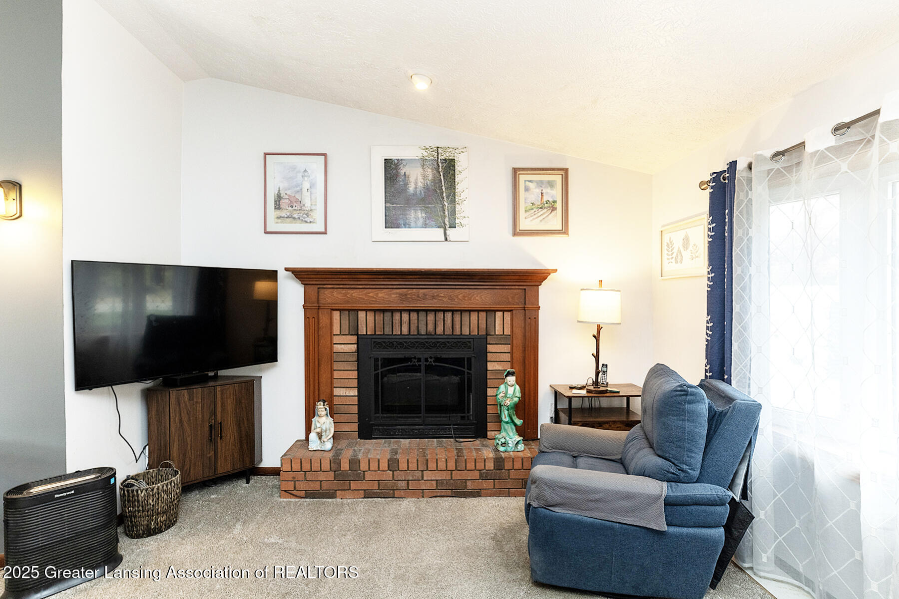 Holt, Michigan 48842, United States, 3 Bedrooms Bedrooms, ,2 BathroomsBathrooms,Residential,Active,238161