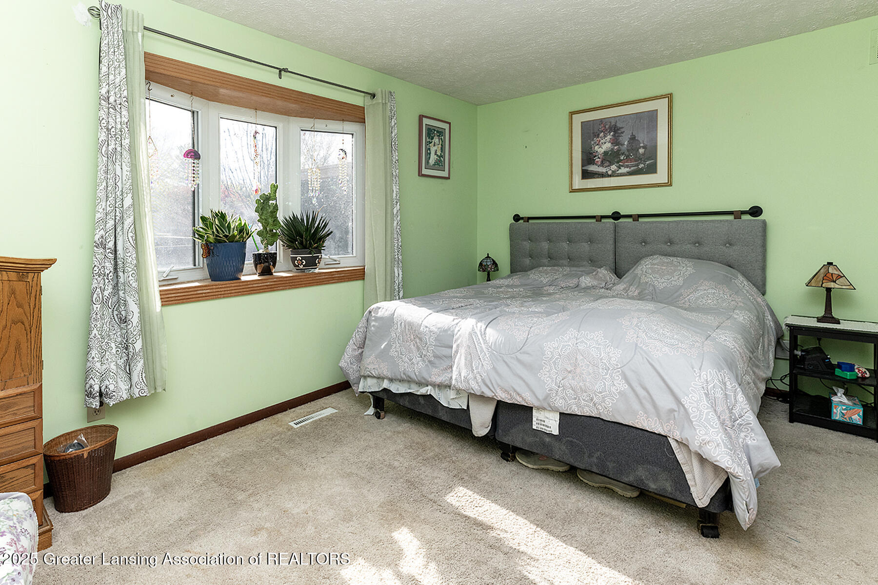 Holt, Michigan 48842, United States, 3 Bedrooms Bedrooms, ,2 BathroomsBathrooms,Residential,Active,238161