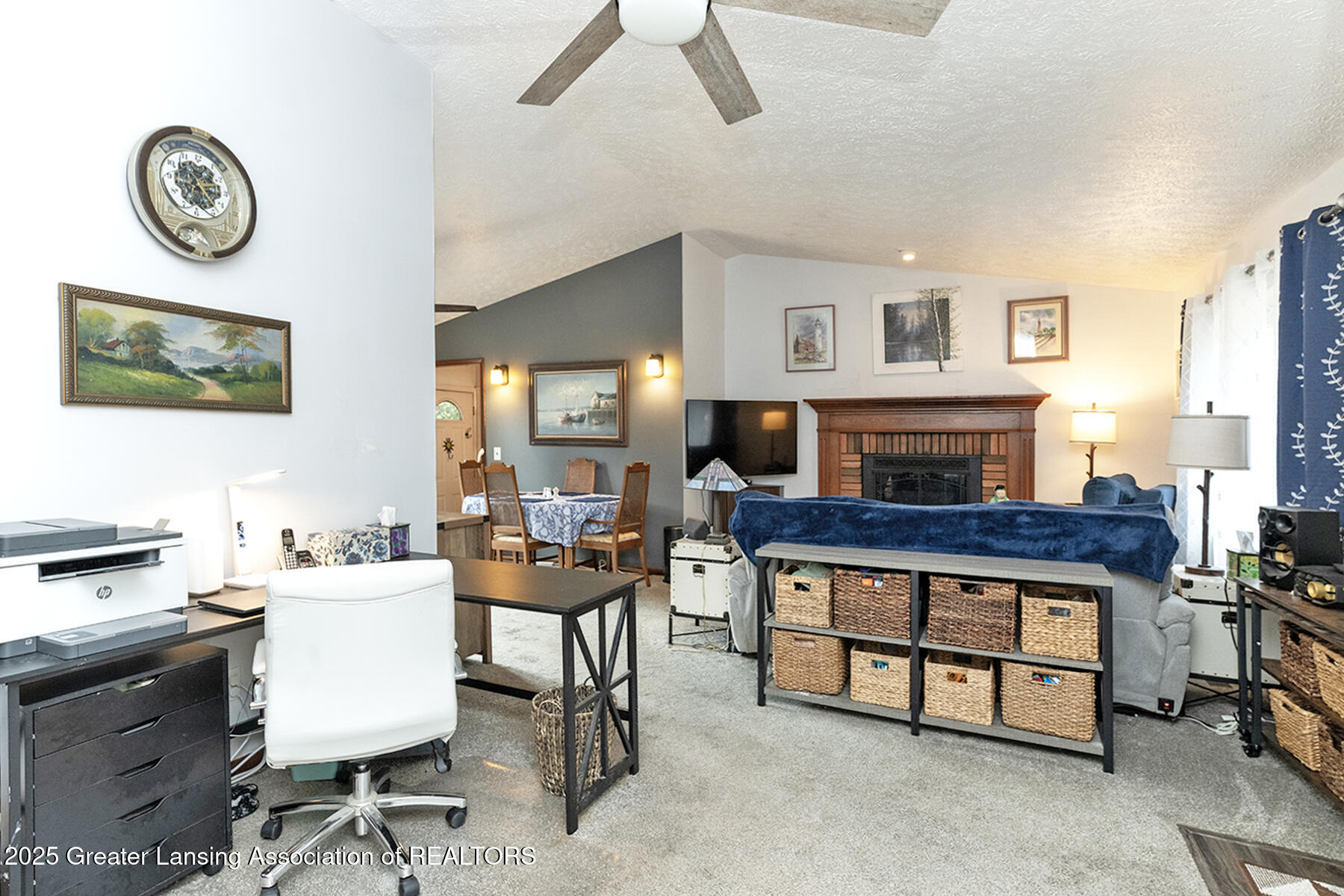 Holt, Michigan 48842, United States, 3 Bedrooms Bedrooms, ,2 BathroomsBathrooms,Residential,Active,238161