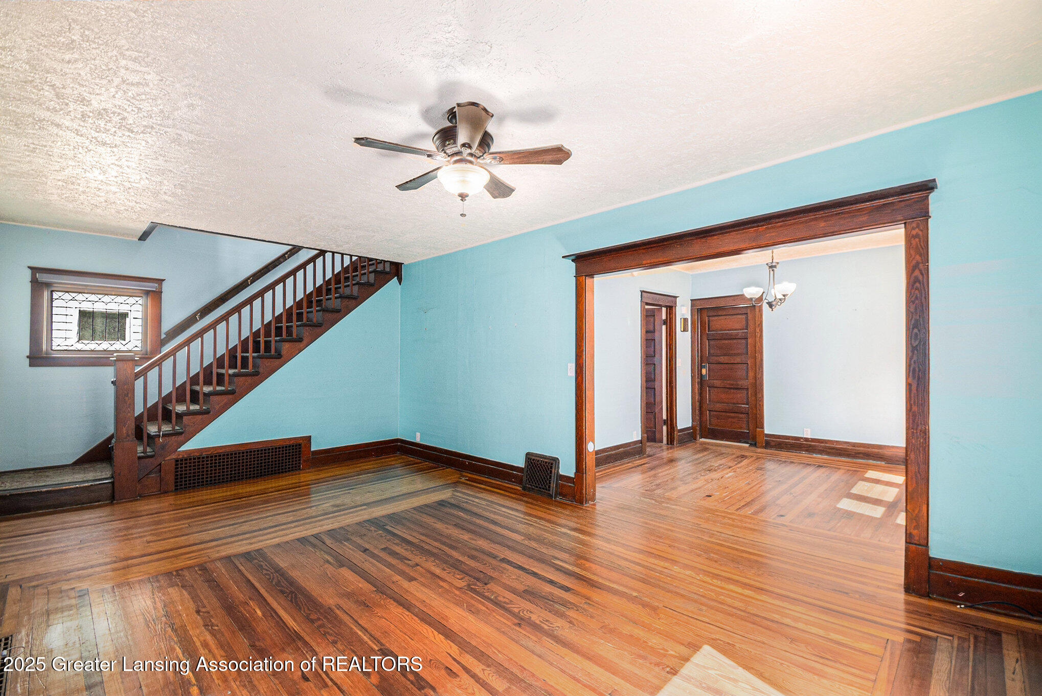 Owosso, Michigan 48867, United States, 3 Bedrooms Bedrooms, ,2 BathroomsBathrooms,Residential,Pending,152349