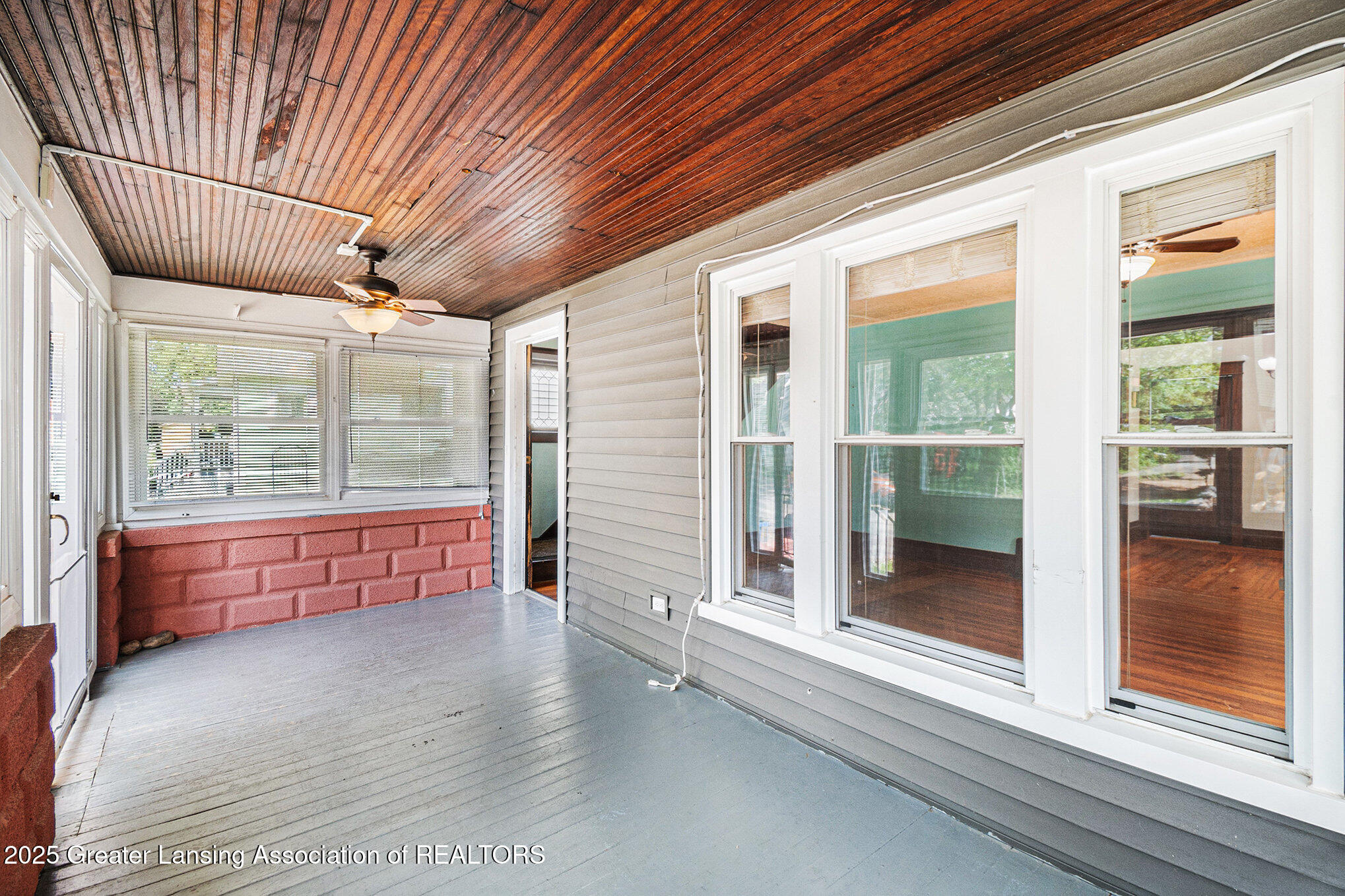 Owosso, Michigan 48867, United States, 3 Bedrooms Bedrooms, ,2 BathroomsBathrooms,Residential,Pending,152349