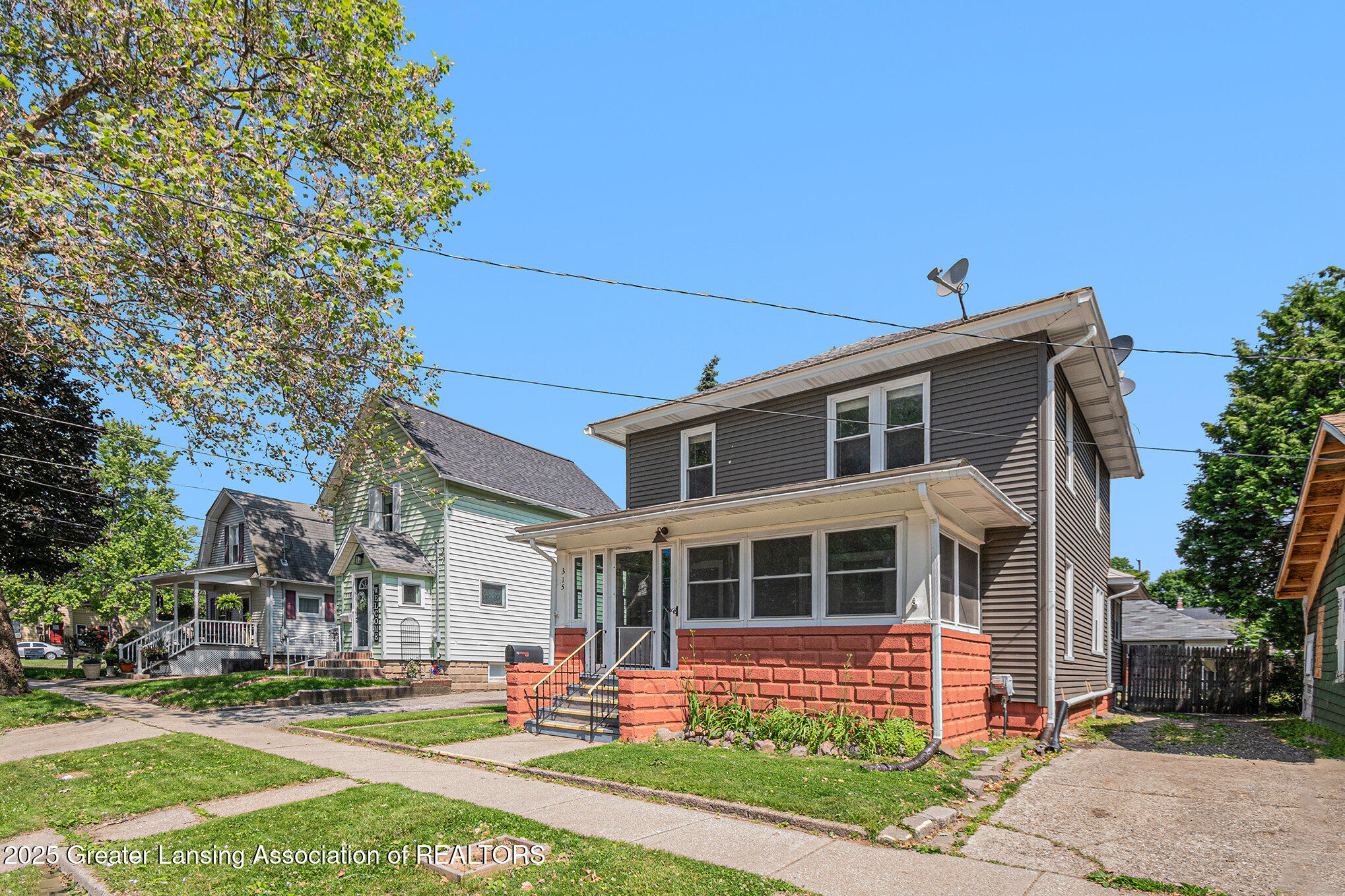 Owosso, Michigan 48867, United States, 3 Bedrooms Bedrooms, ,2 BathroomsBathrooms,Residential,Pending,152349