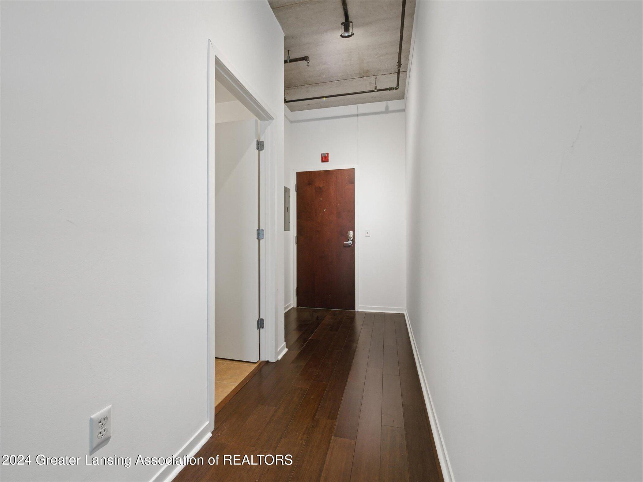 Detroit, Michigan 48201, United States, 1 Bedroom Bedrooms, ,2 BathroomsBathrooms,Residential,Active,21882