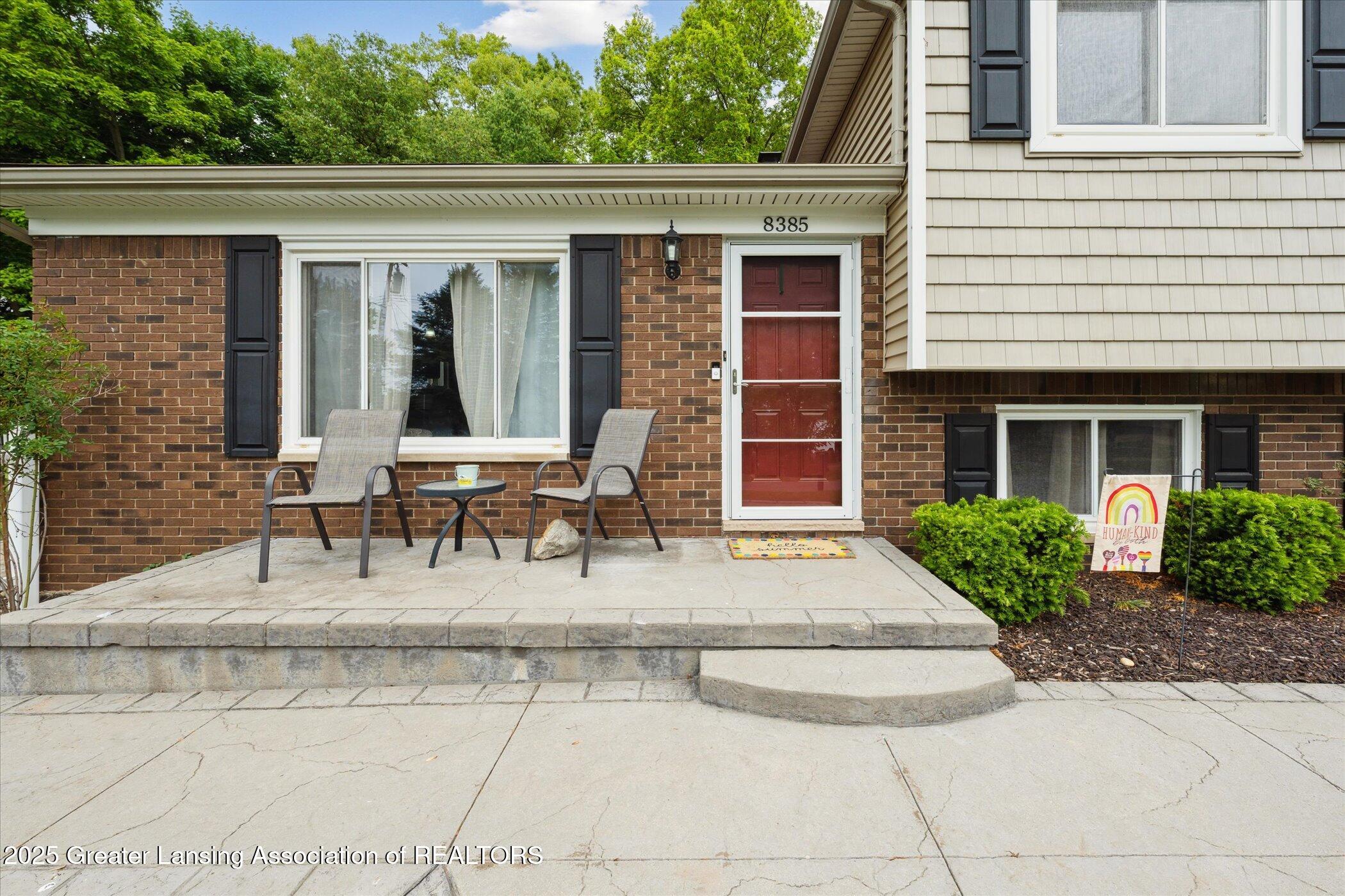 Brighton, Michigan 48114, United States, 4 Bedrooms Bedrooms, ,2 BathroomsBathrooms,Residential,Pending,141456